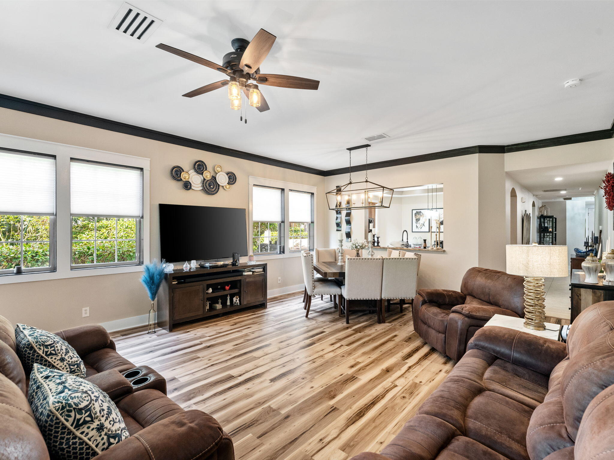 REGATTA BAY GOLF VILLAS - Residential