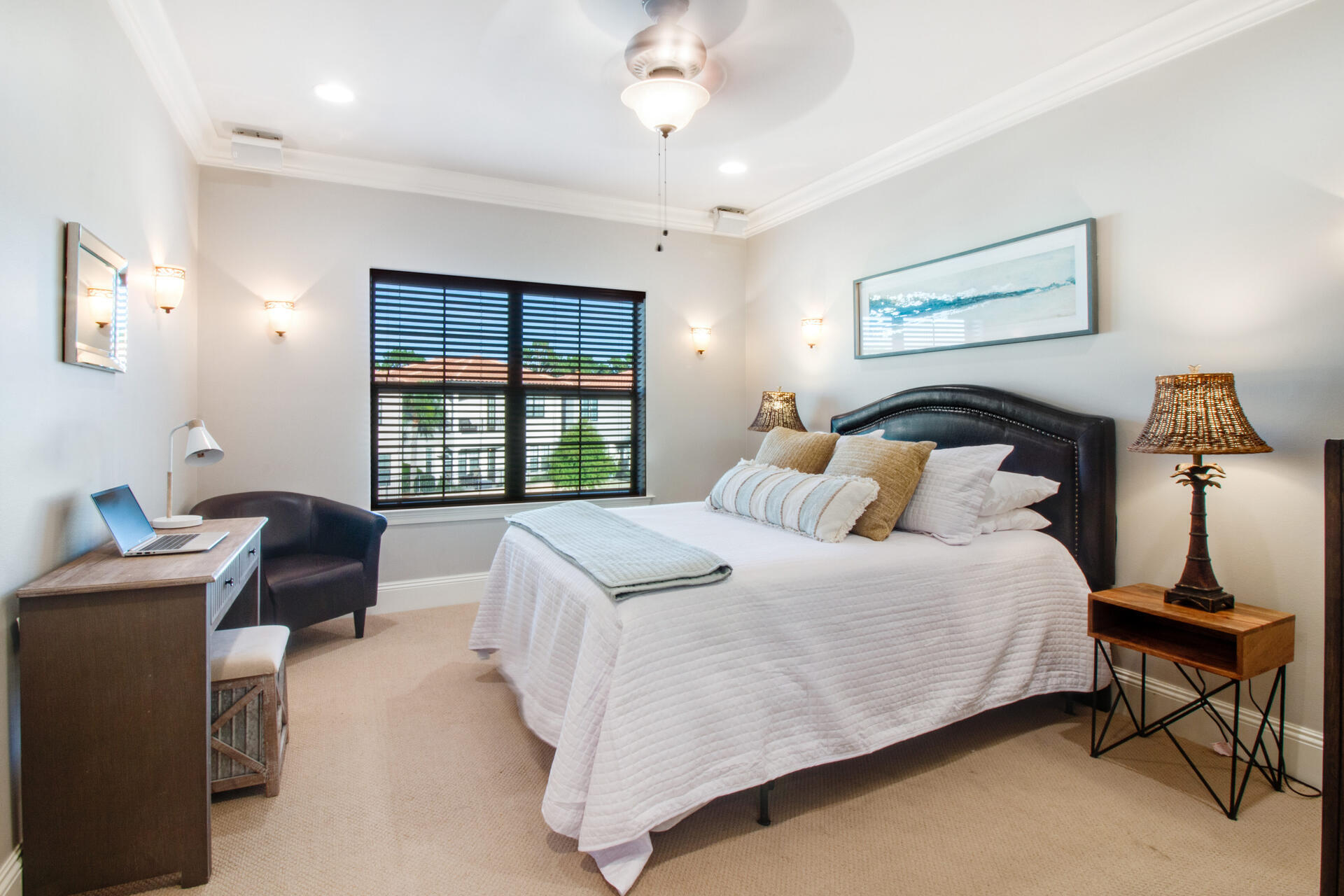 Villa Lago - Residential