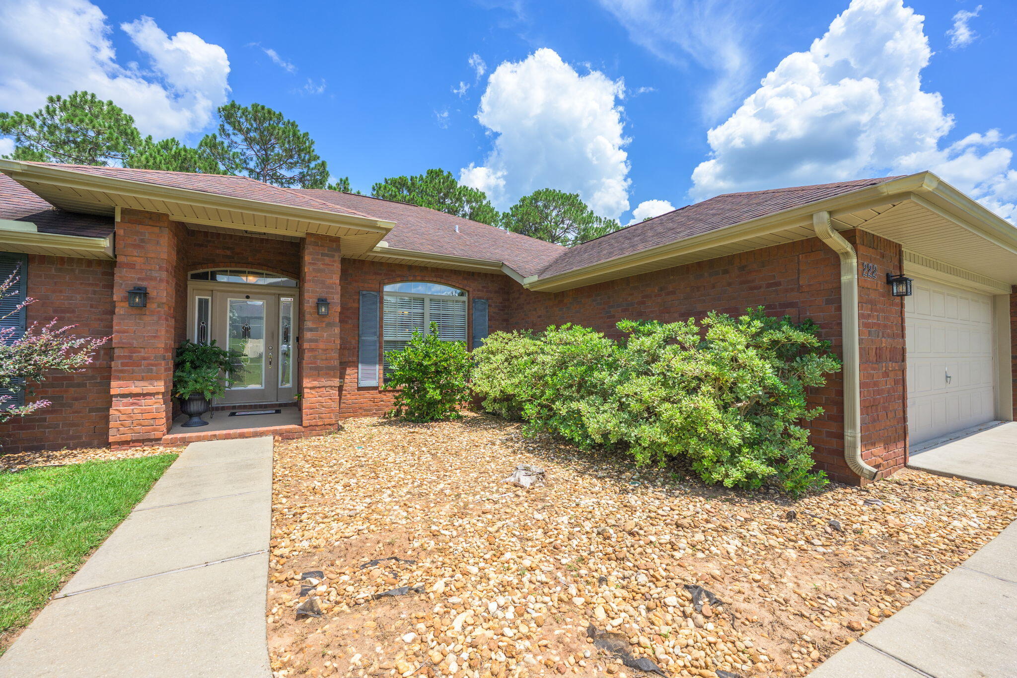 ALICIA PLACE - Residential