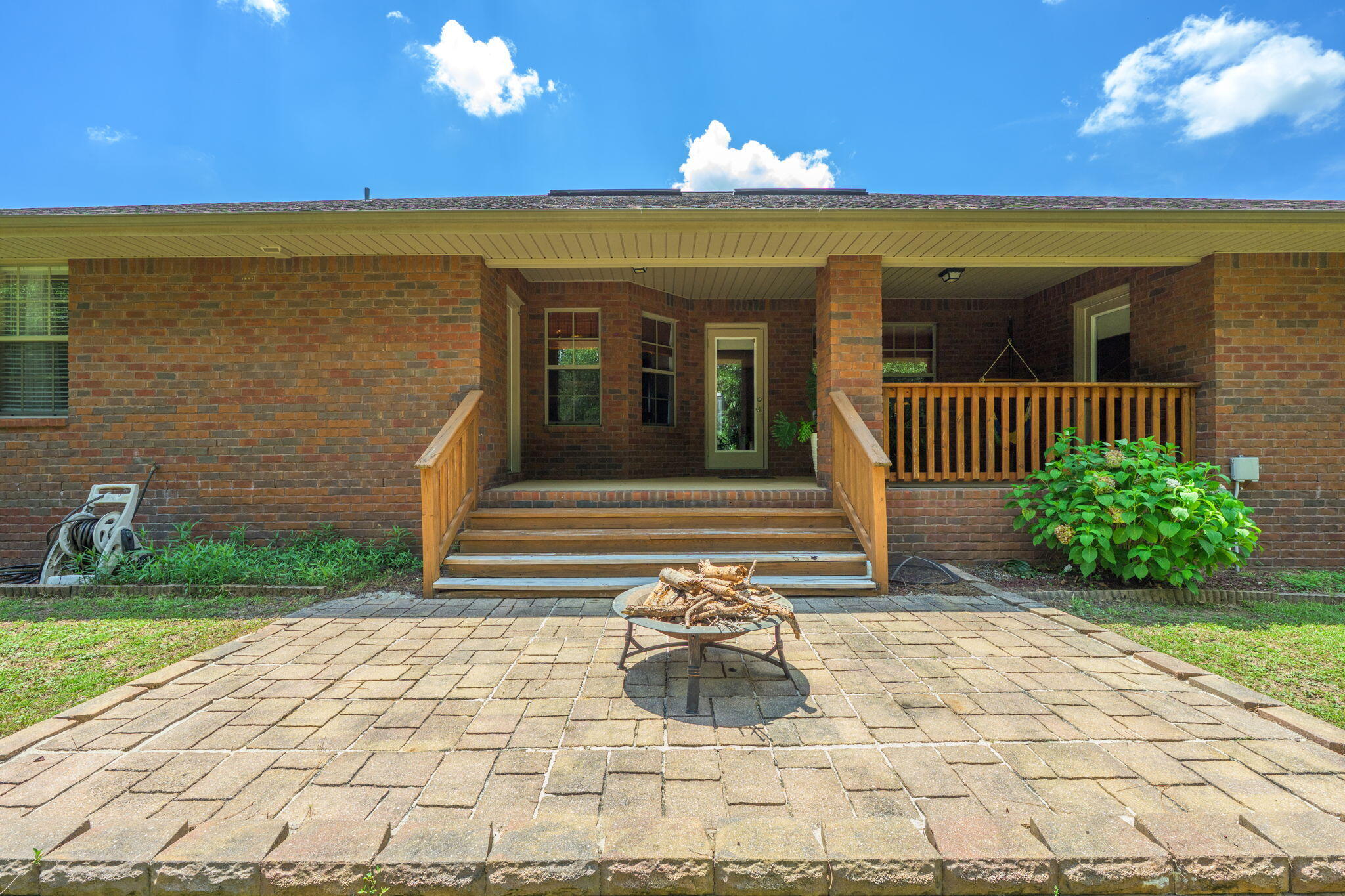 ALICIA PLACE - Residential