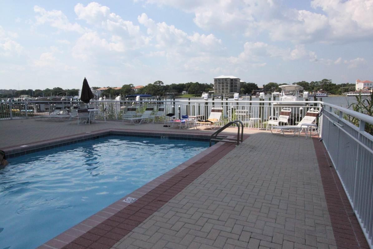 PALM COURT YACHT CLUB - Residential