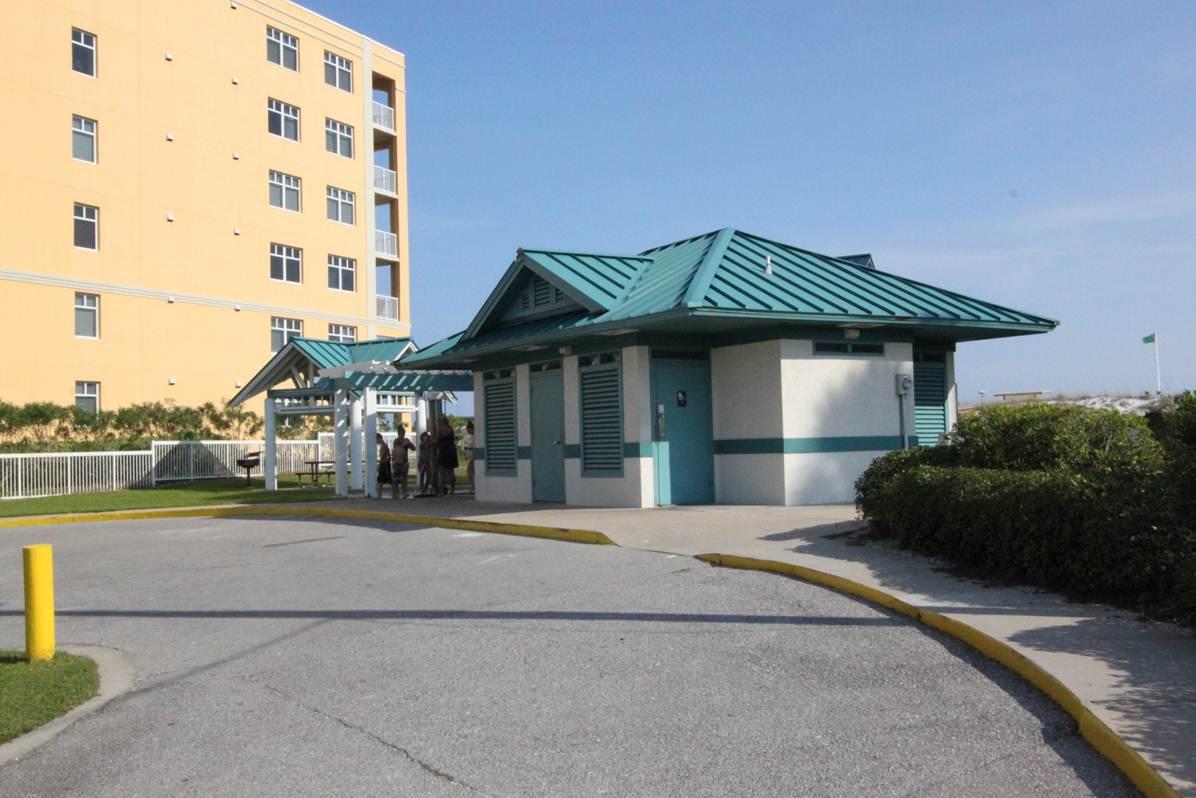 PALM COURT YACHT CLUB - Residential