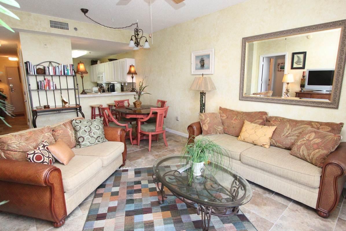 PALM COURT YACHT CLUB - Residential