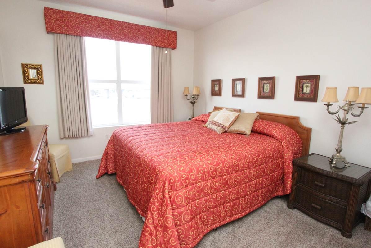 PALM COURT YACHT CLUB - Residential