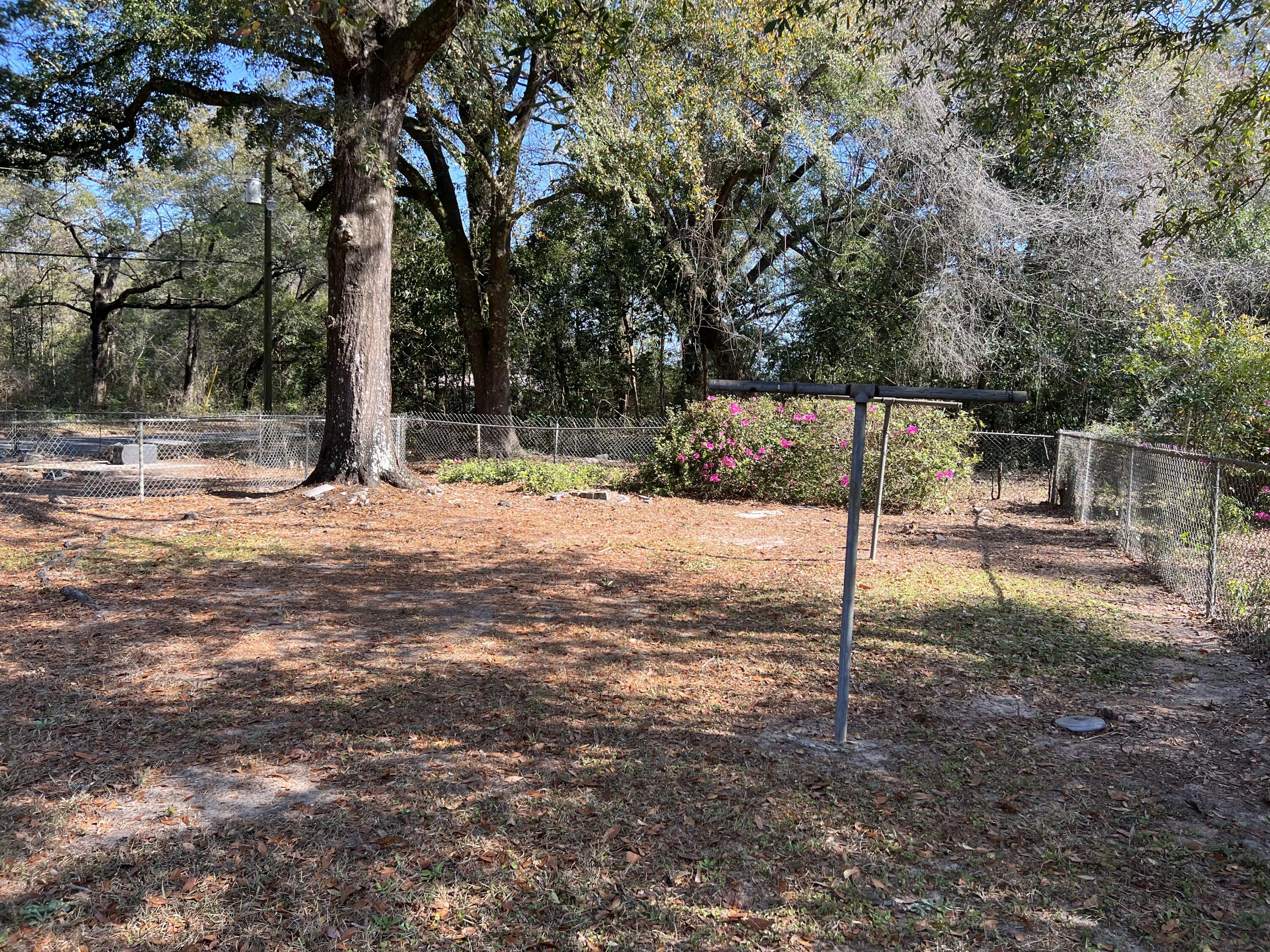 LOT 1 & 2 BLOCK 85 17-3N-23-2490-0085-0010 AND  17-3N-23-2490-0085-0020 - Residential