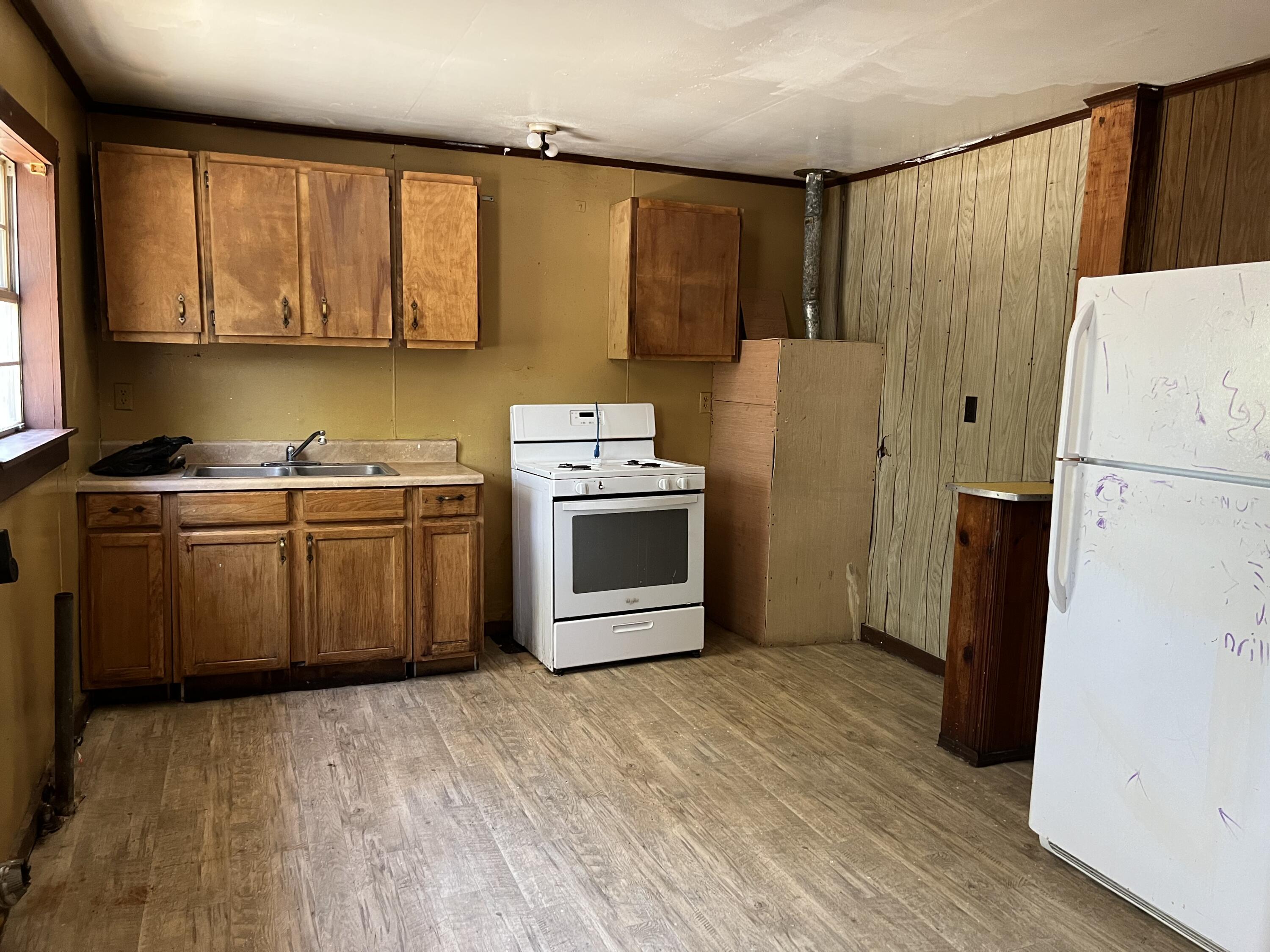 LOT 1 & 2 BLOCK 85 17-3N-23-2490-0085-0010 AND  17-3N-23-2490-0085-0020 - Residential