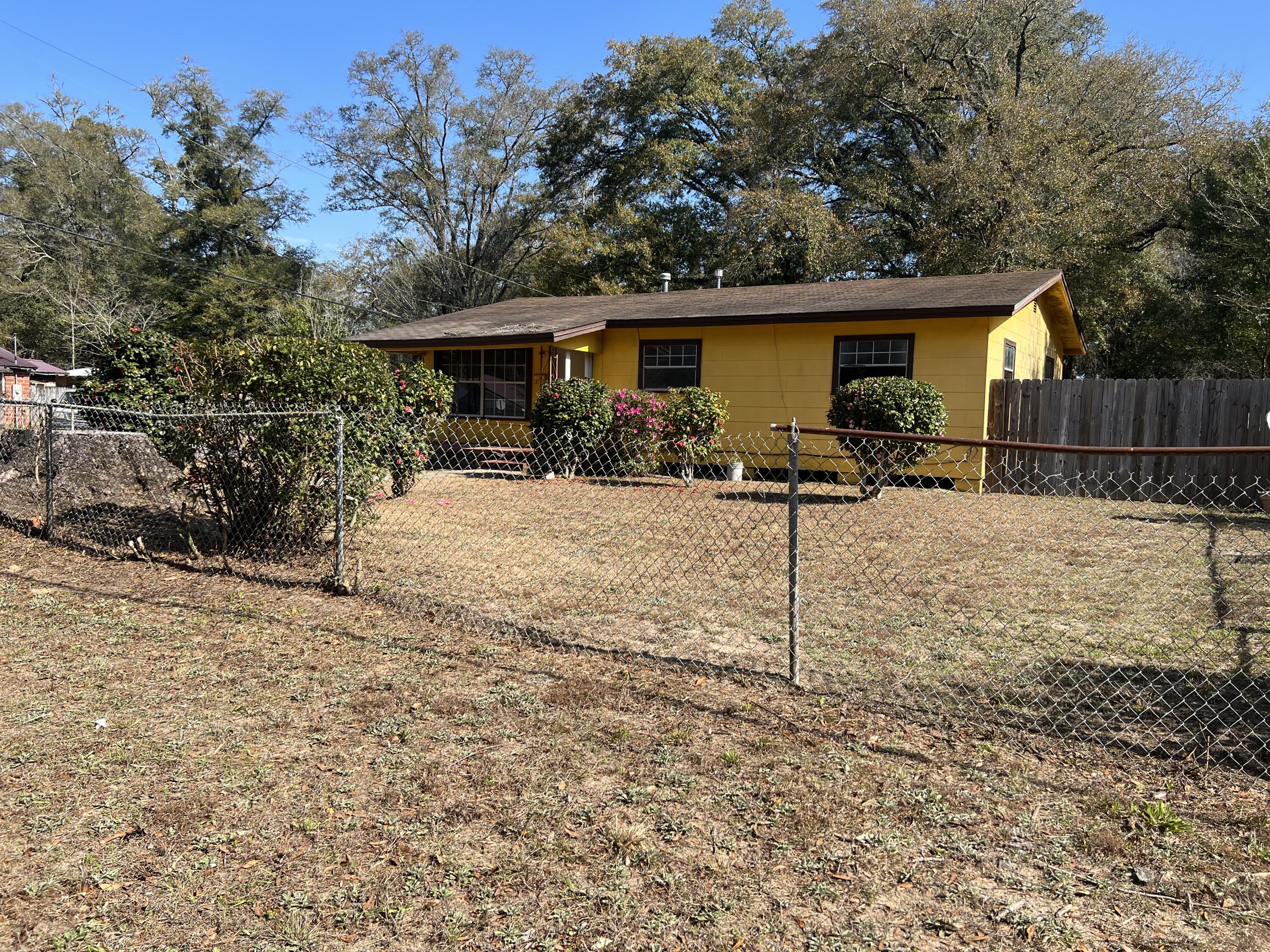 LOT 1 & 2 BLOCK 85 17-3N-23-2490-0085-0010 AND  17-3N-23-2490-0085-0020 - Residential