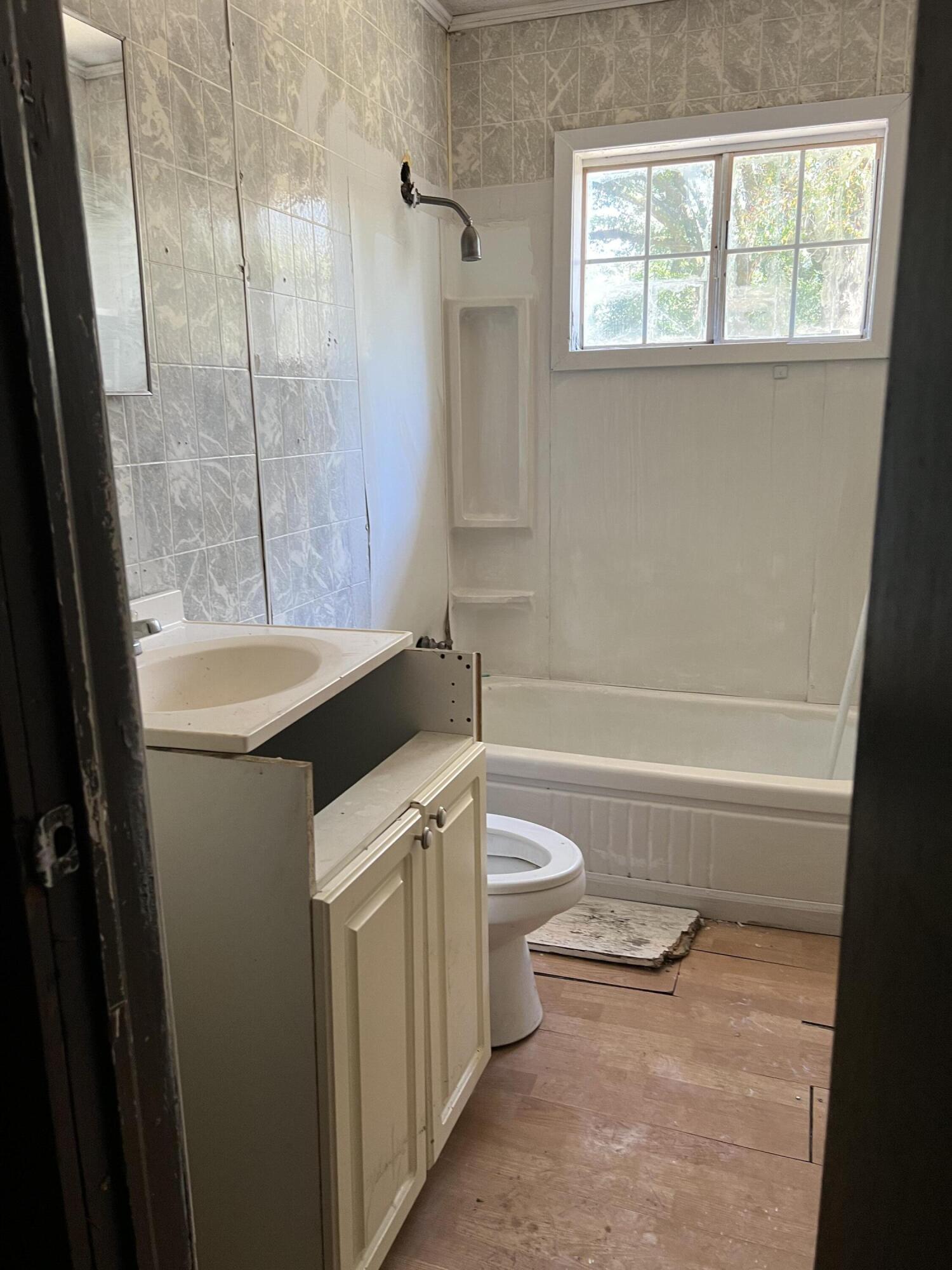 LOT 1 & 2 BLOCK 85 17-3N-23-2490-0085-0010 AND  17-3N-23-2490-0085-0020 - Residential