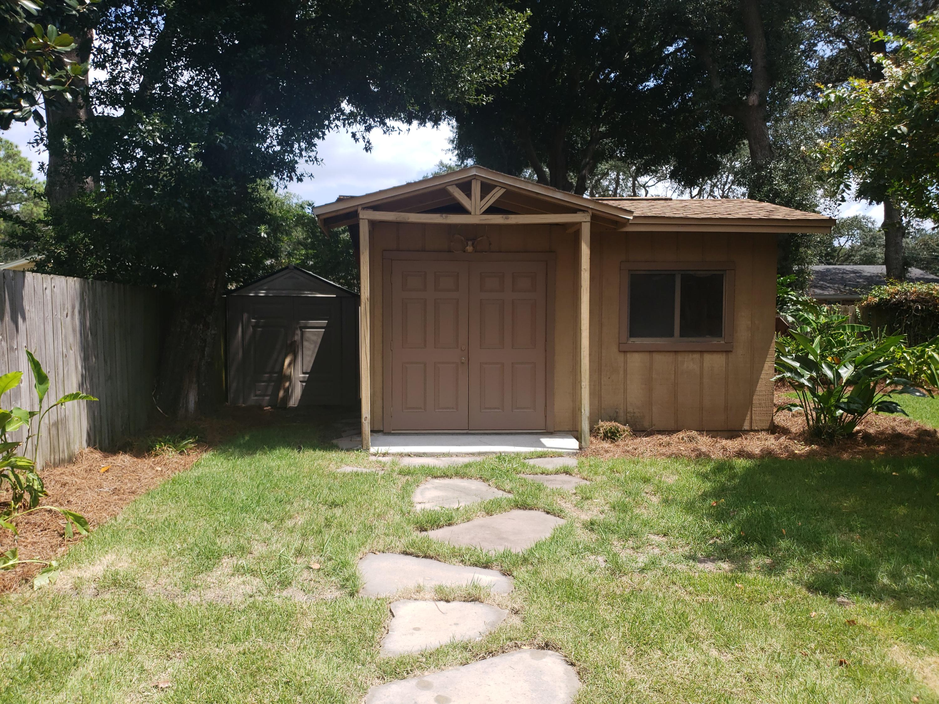 VILLA RUSS PARK - Residential