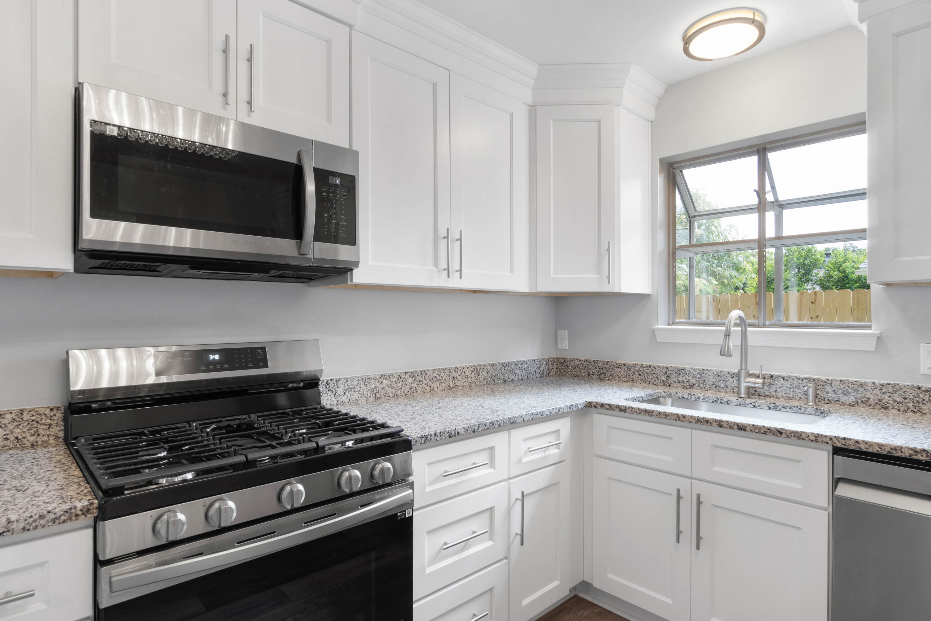 BLUE PINE VILLAGE PH 1 - Residential