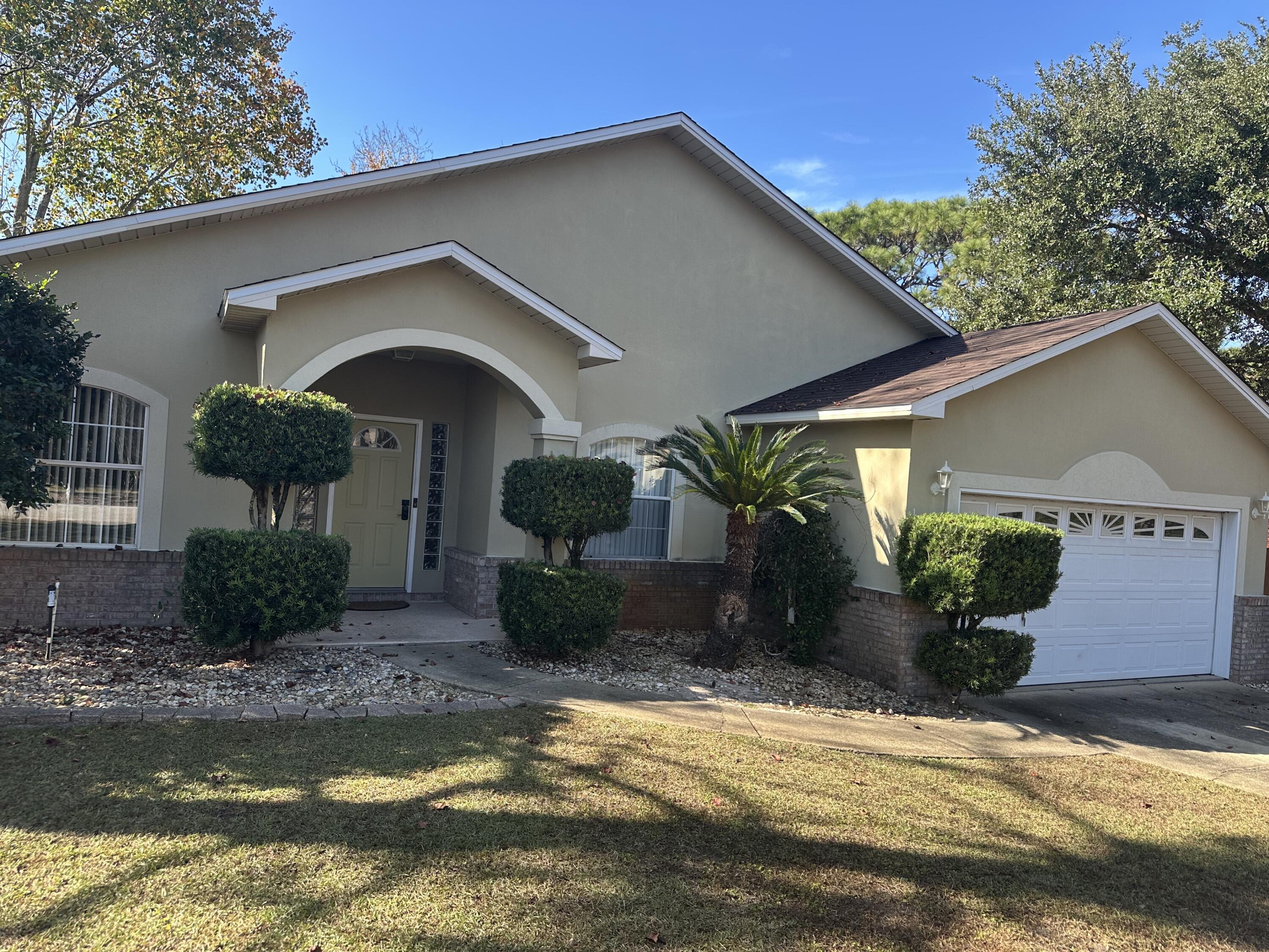 HOLLEY BY THE SEA - Residential