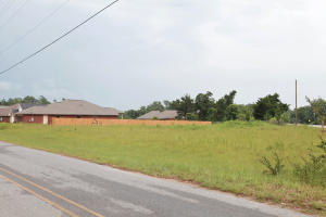 NAVAEH'S COVE LOT 6 AS DES IN OR 3122 PG 1169 - Land