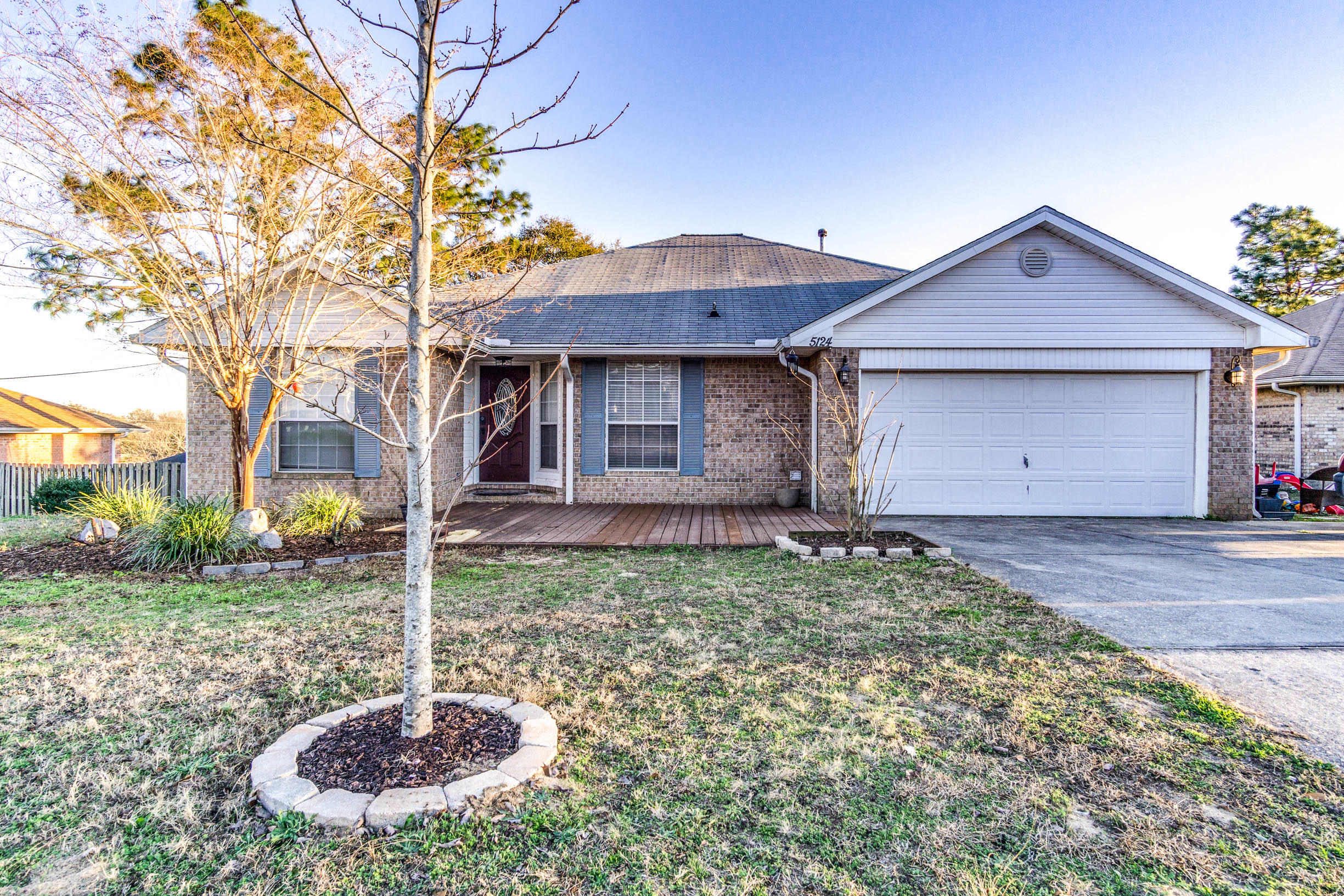 This is just a fantastic 4 bedroom floorplan located in Antioch Estates south of I10 in Crestview. Open floorplan, expansive kitchen, large bedrooms, tall ceilings, beautiful laminate flooring and a large landscaped back yard. Walking distance to Antioch Elementary School and a short commute to 7th Group and Eglin Air Force Base. Seller is giving a credit or discount for new carpet in the bedrooms and paint.