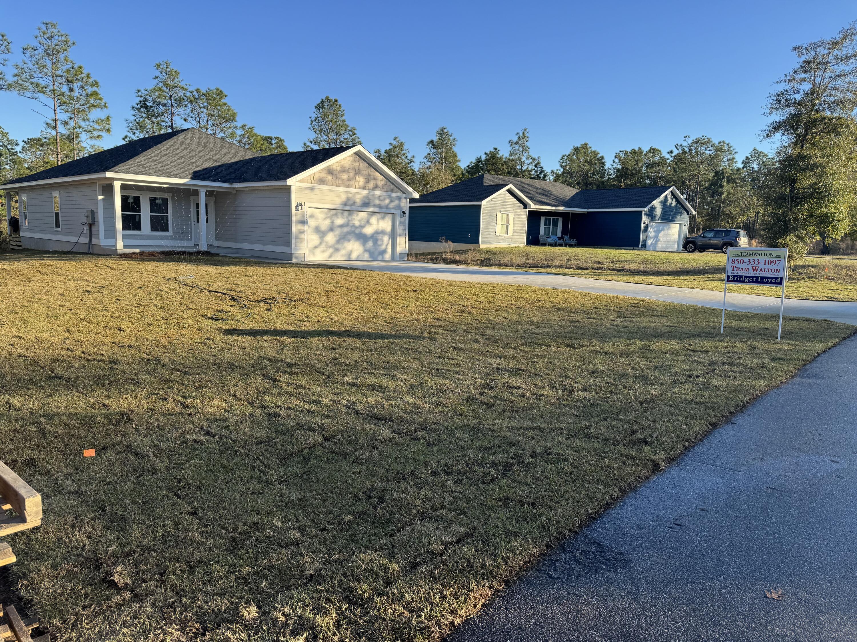 OAKWOOD LAKES ESTATES - Residential