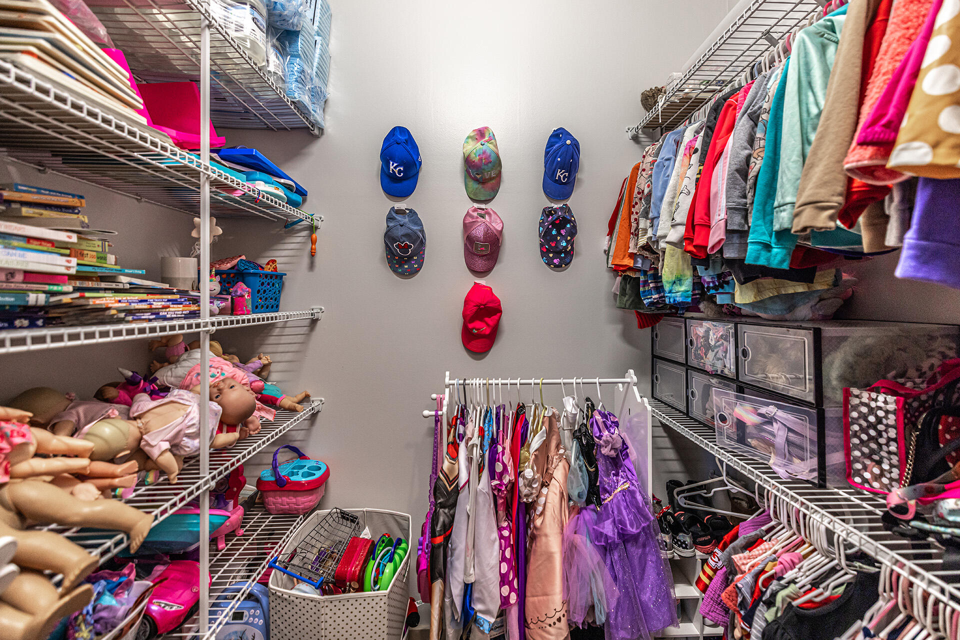 Grand Pointe Manor - Residential