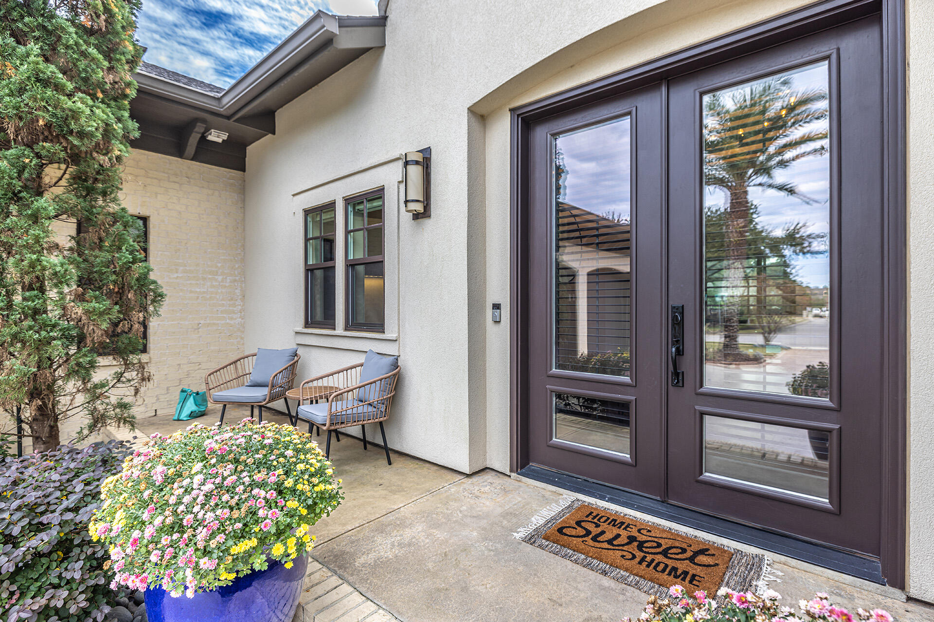 Grand Pointe Manor - Residential