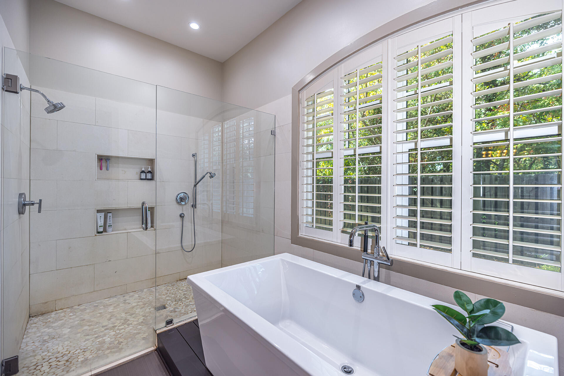 Grand Pointe Manor - Residential