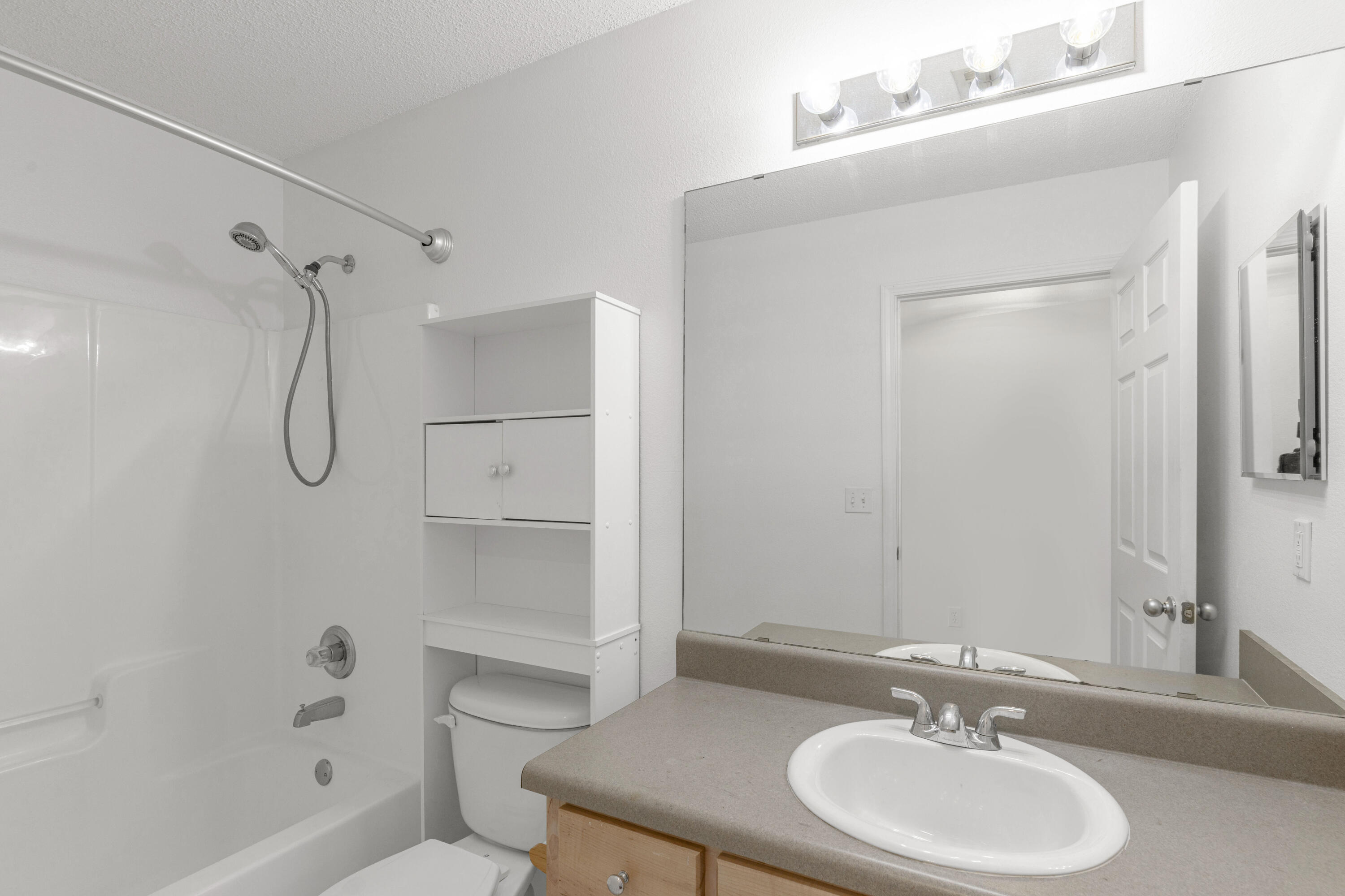 LEE FARMS PH I - Residential Lease