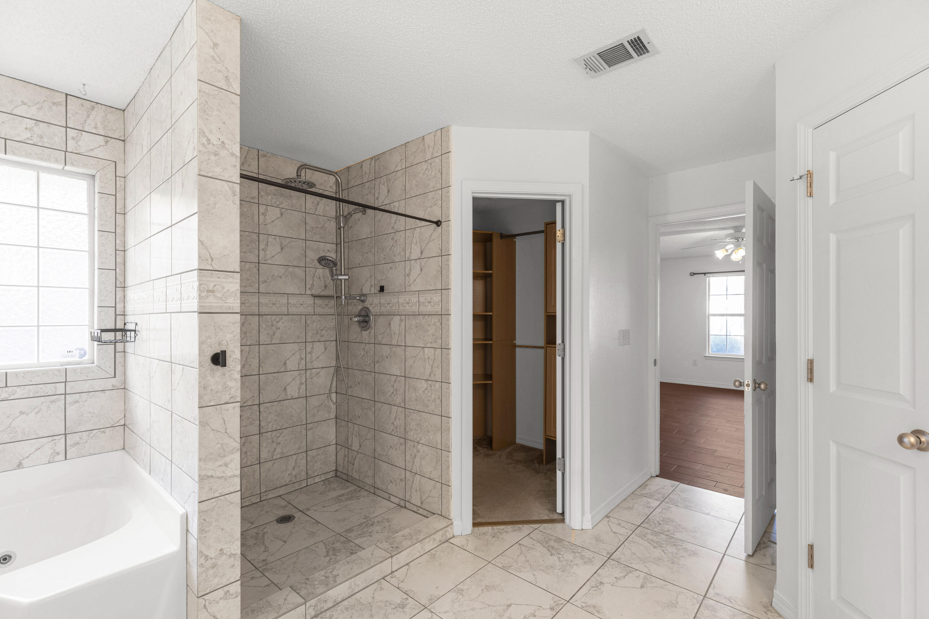 LEE FARMS PH I - Residential Lease