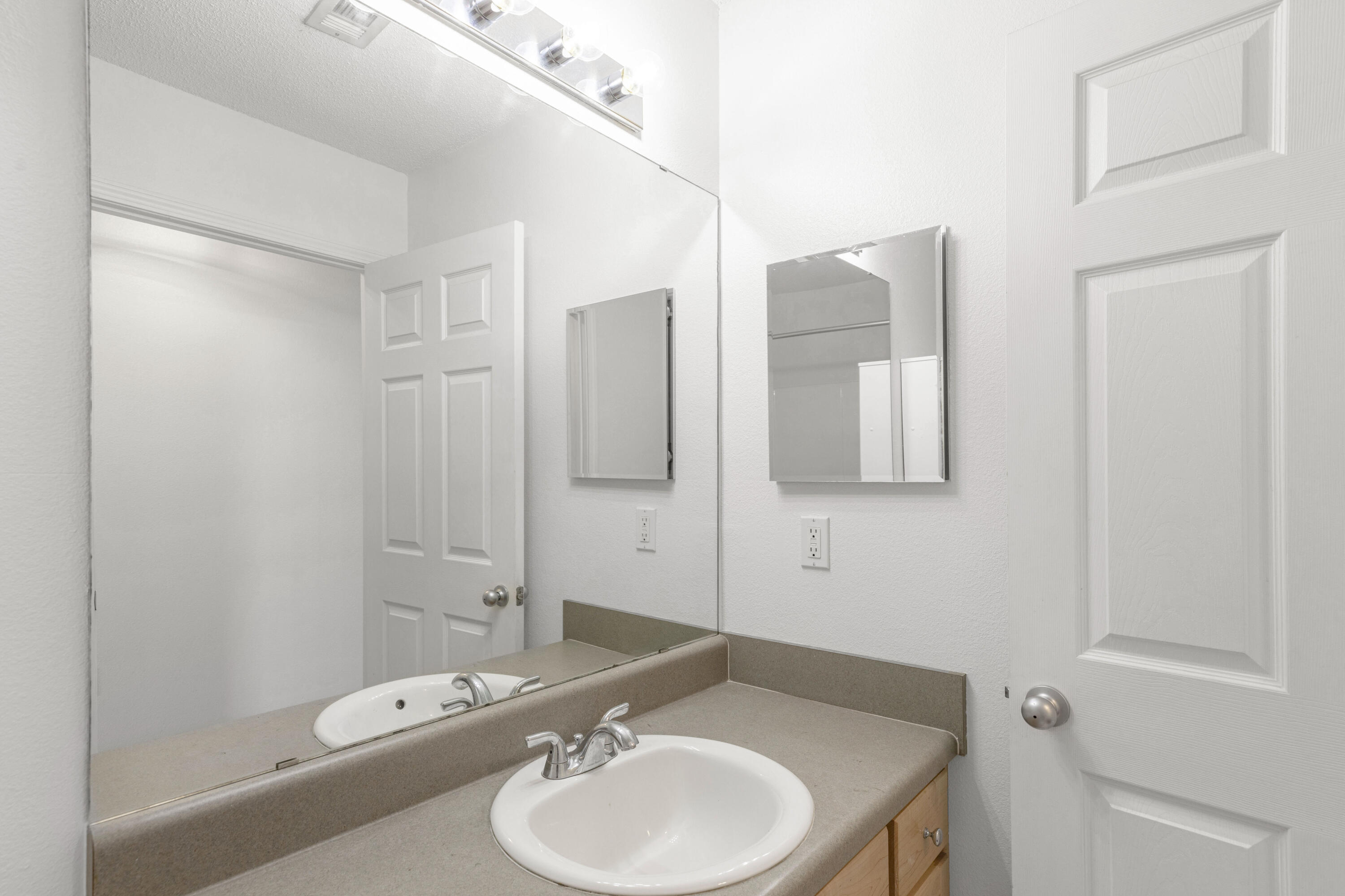 LEE FARMS PH I - Residential Lease