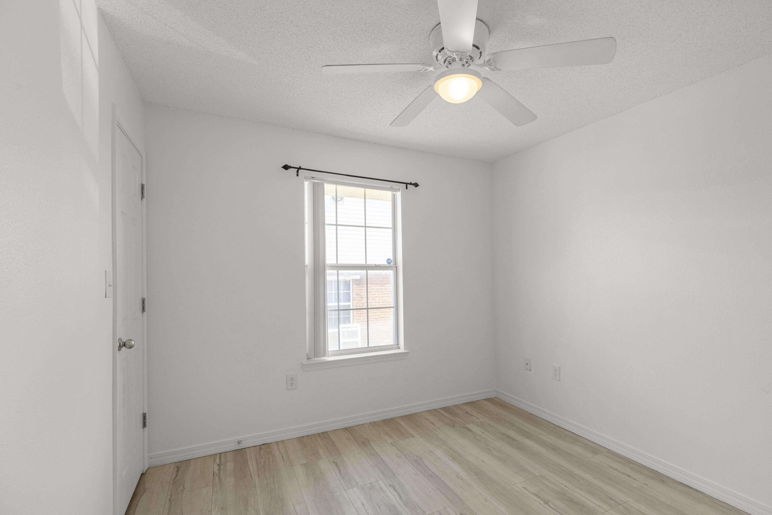 LEE FARMS PH I - Residential Lease