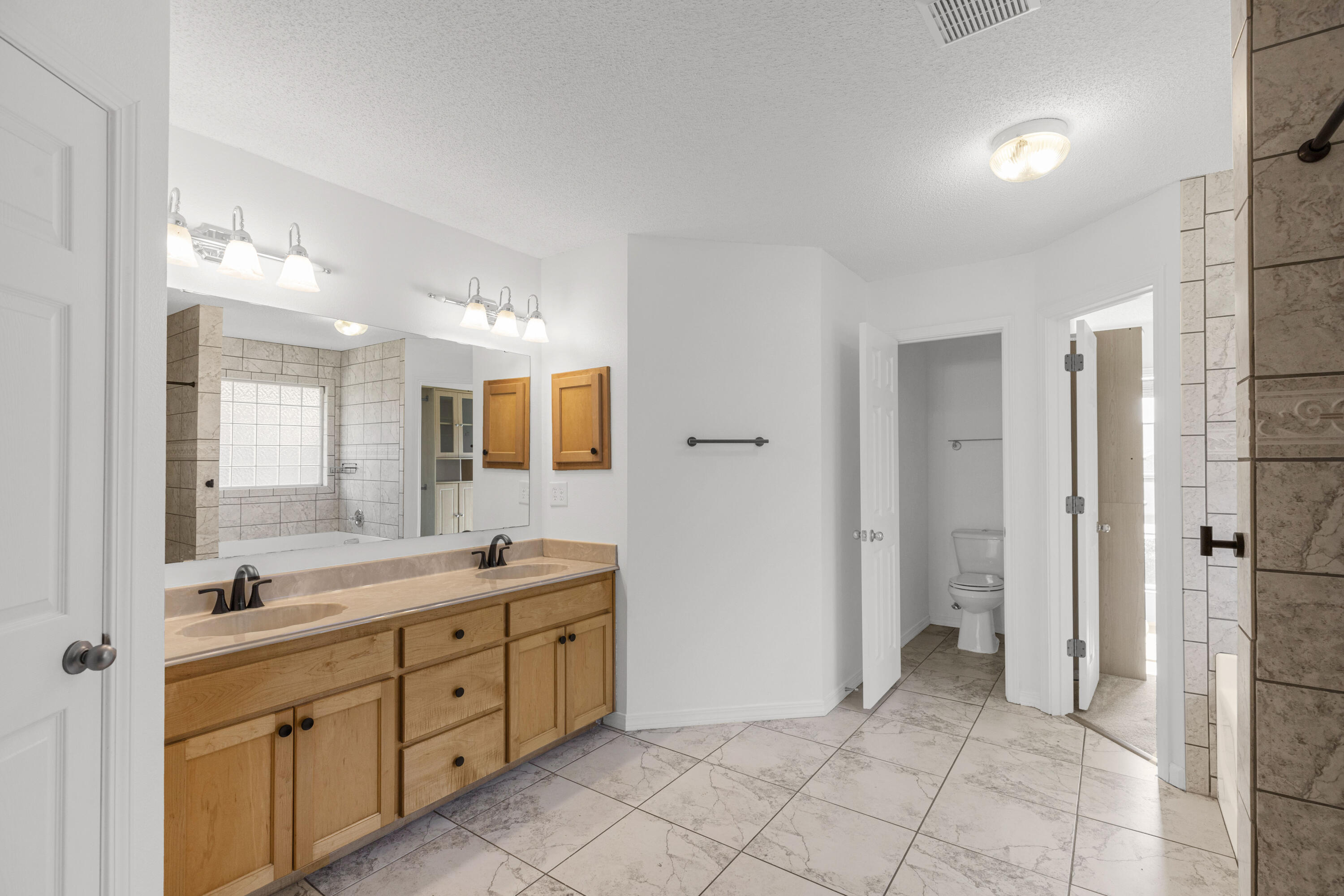 LEE FARMS PH I - Residential Lease