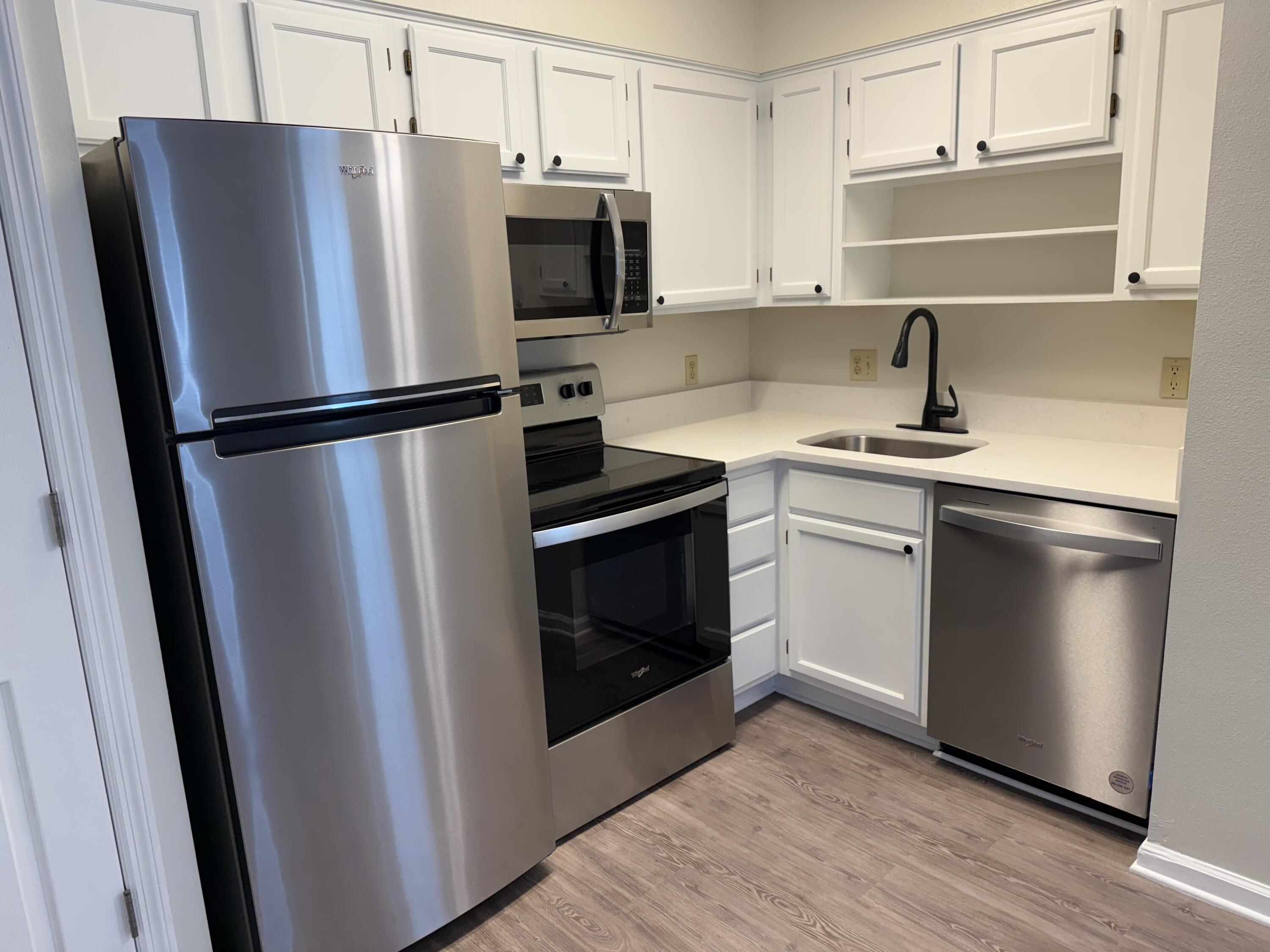 POINTE OF VIEW EAST - Residential Lease