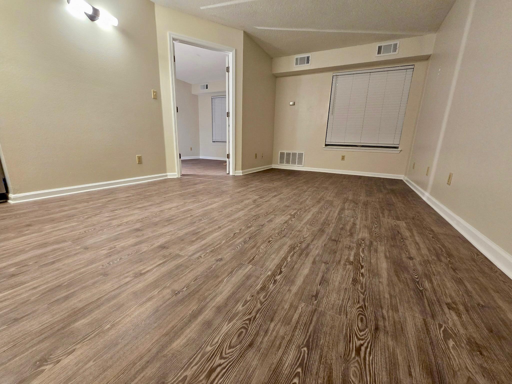 POINTE OF VIEW EAST - Residential Lease