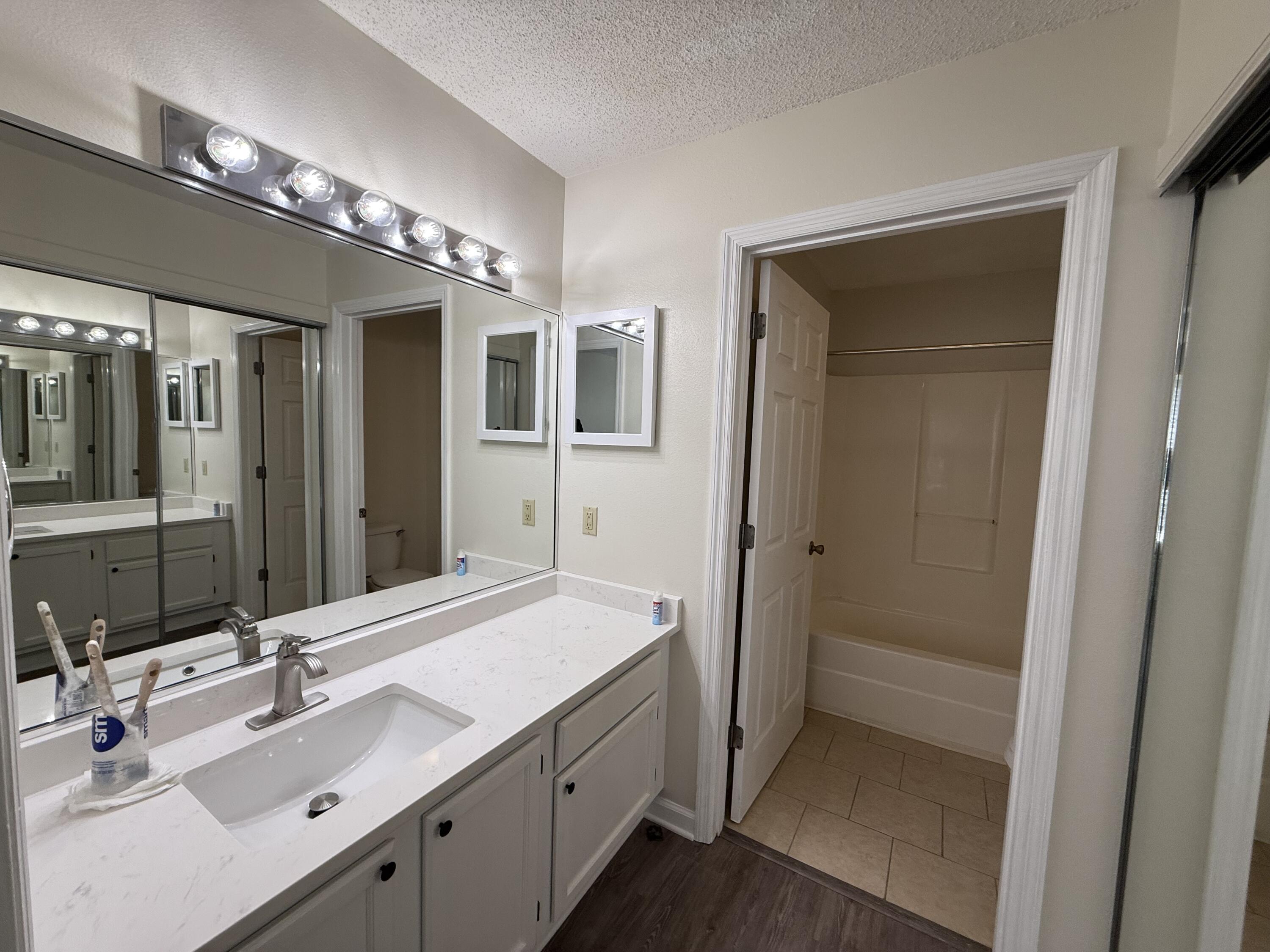 POINTE OF VIEW EAST - Residential Lease