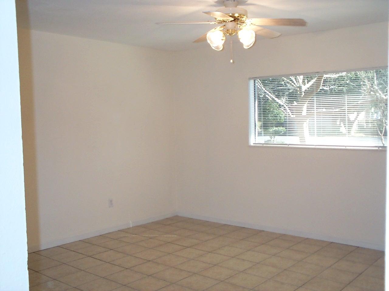 Oakland Add Lot 19 Block 17 - Residential