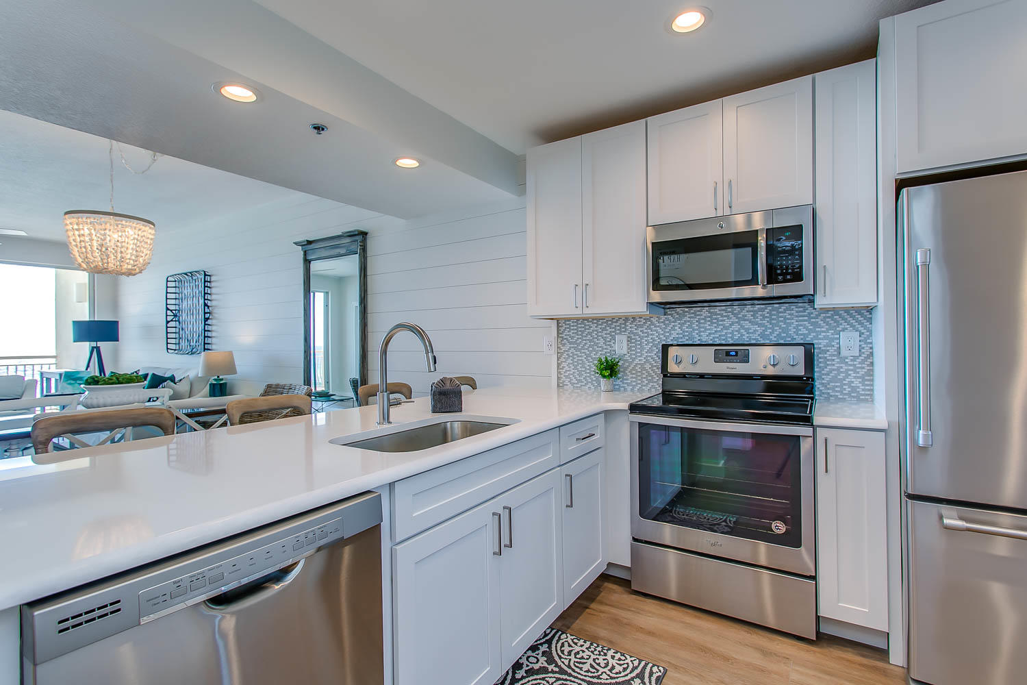 HIGH POINTE RESORT CONDO - Residential