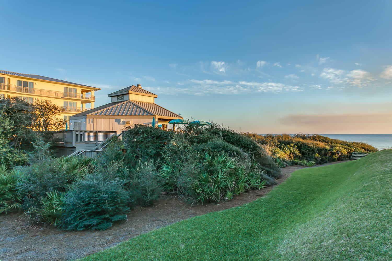 HIGH POINTE RESORT CONDO - Residential