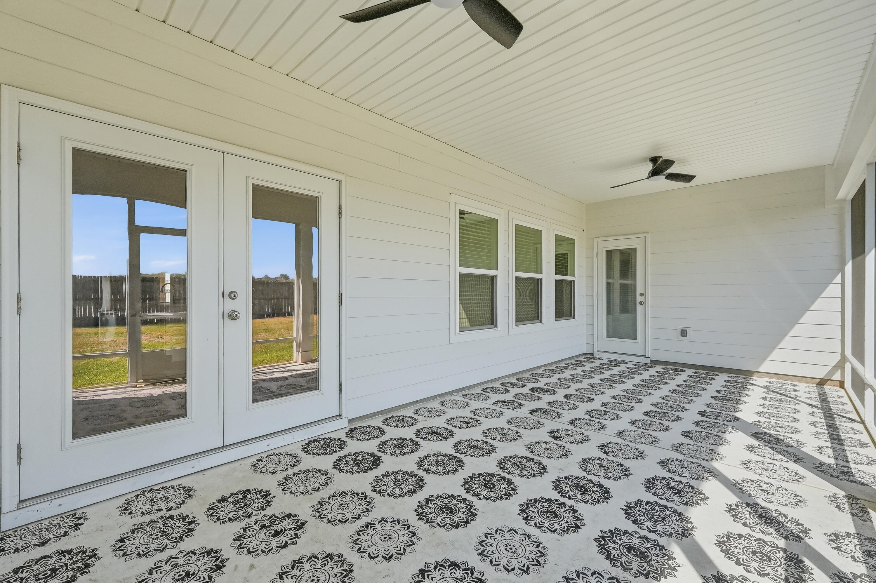 Hammock Oak Estates - Residential Lease