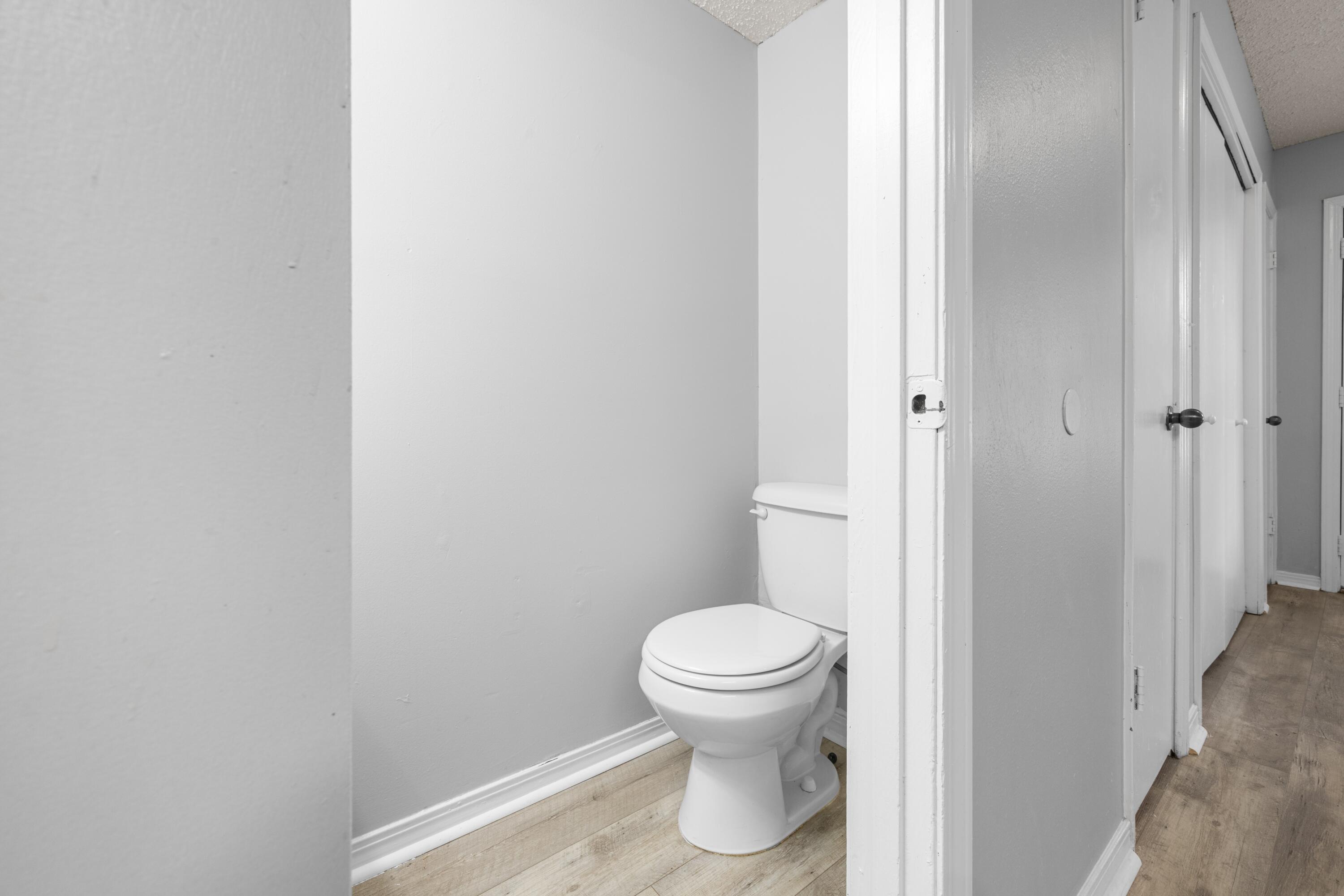 metes and bounds - Residential Lease