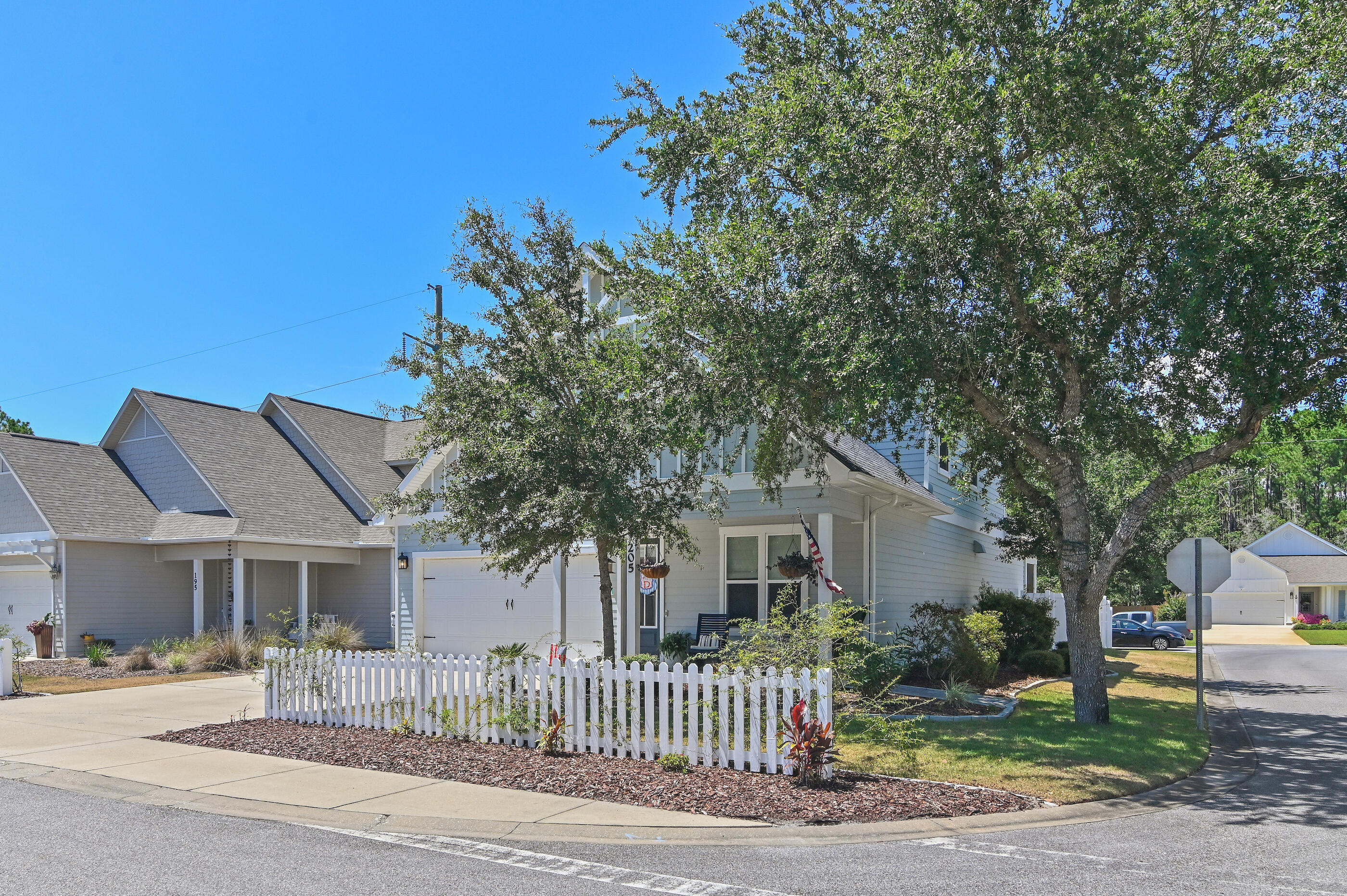 PARADISE COVE - Residential