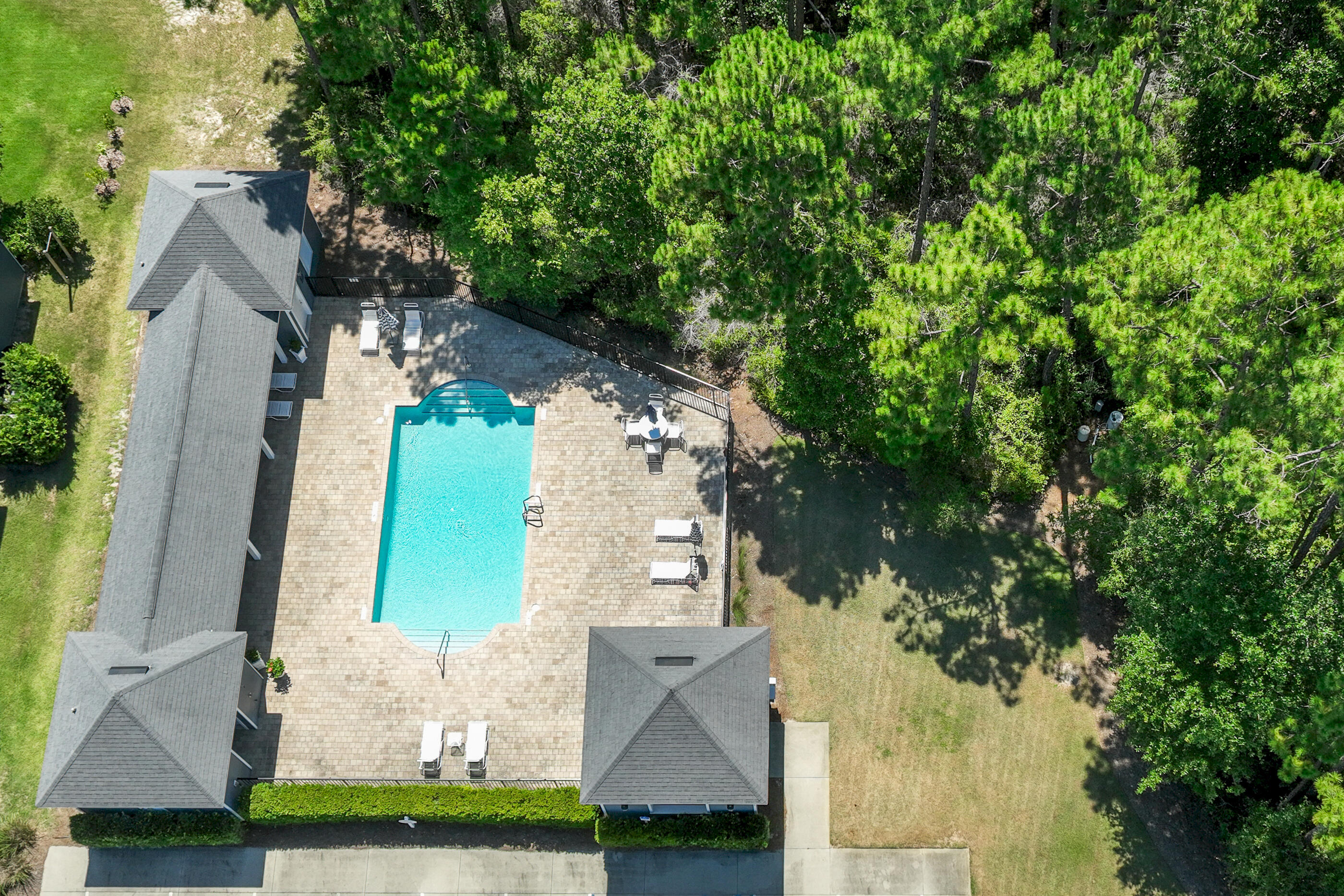 PARADISE COVE - Residential