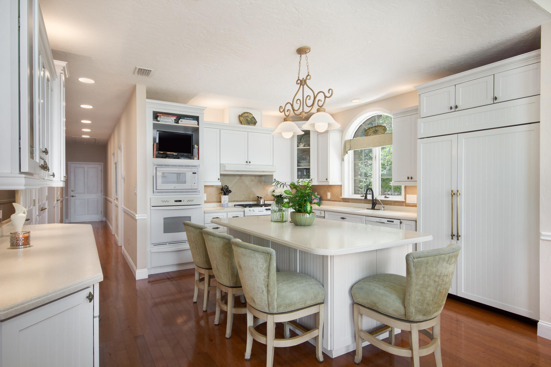 TIDES END - Residential