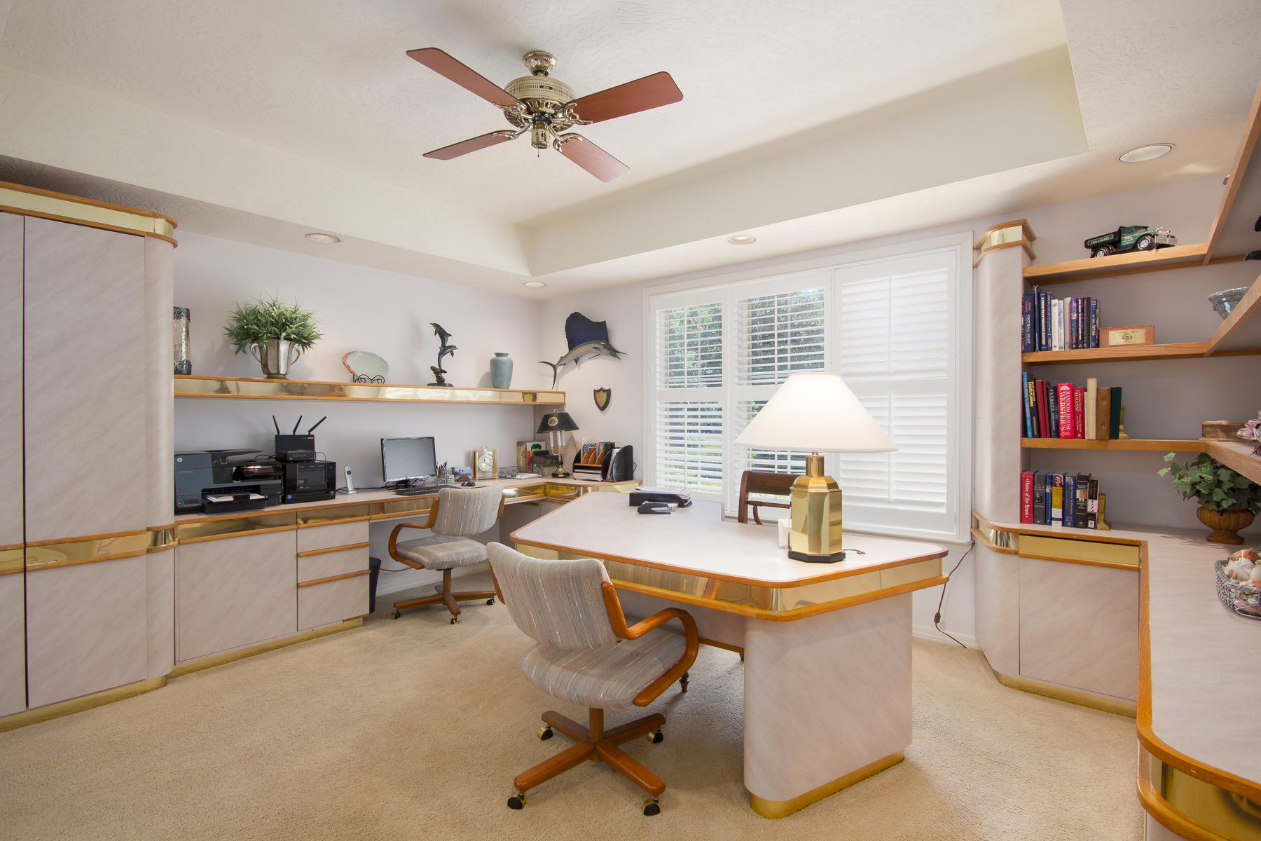 TIDES END - Residential