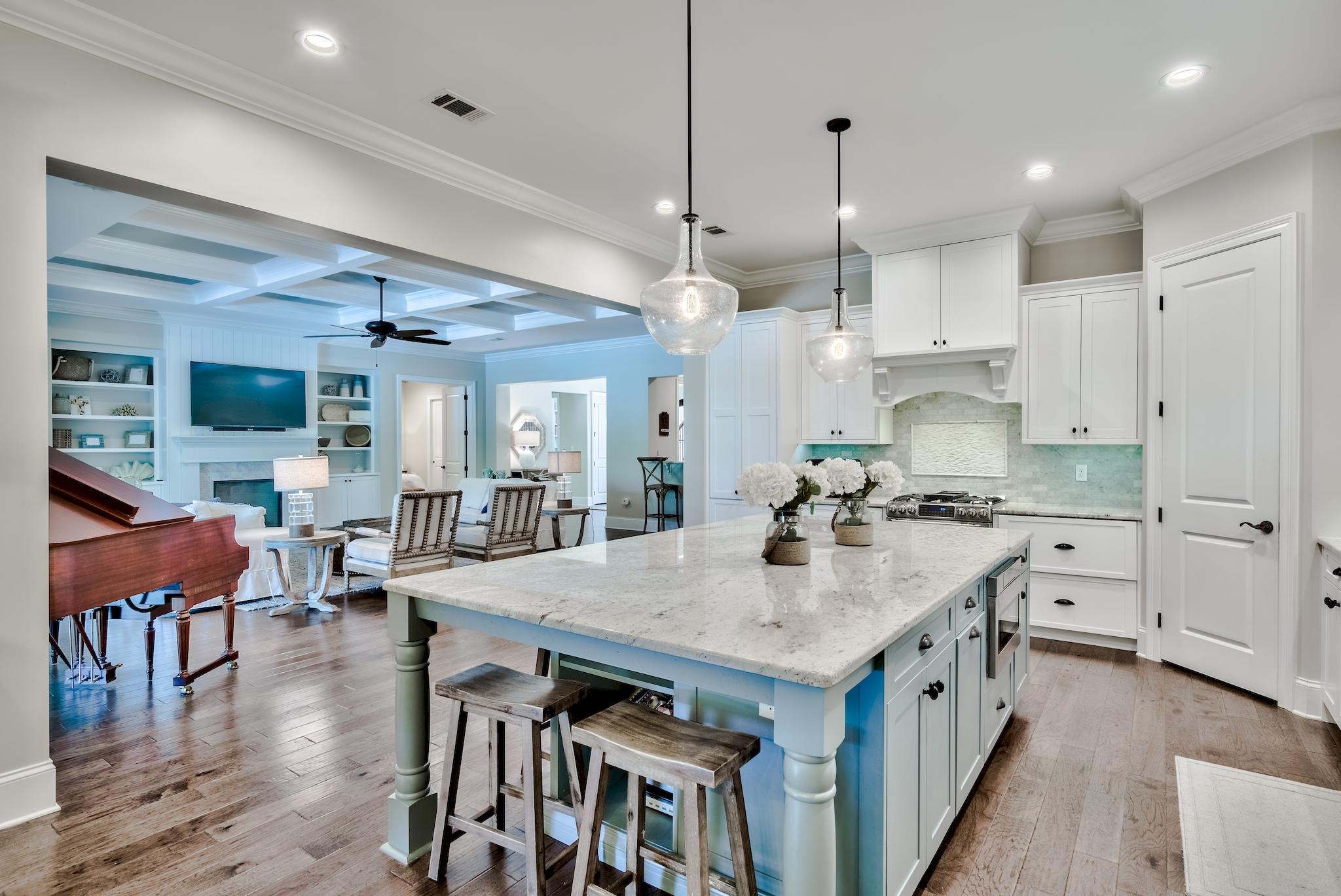 RIVER BEND - Residential