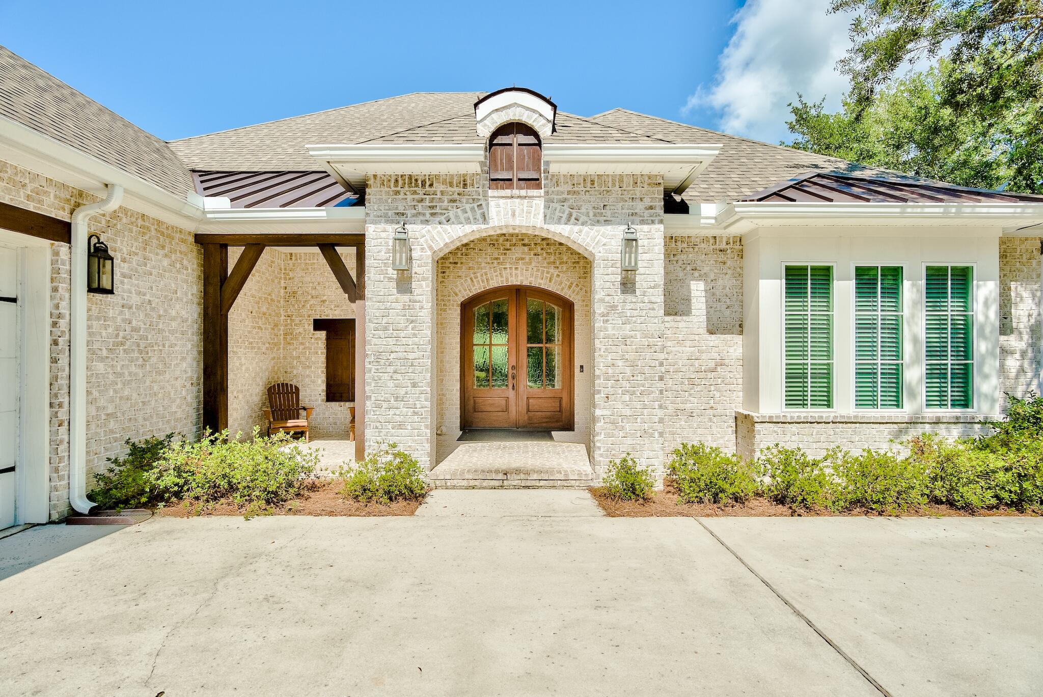 RIVER BEND - Residential