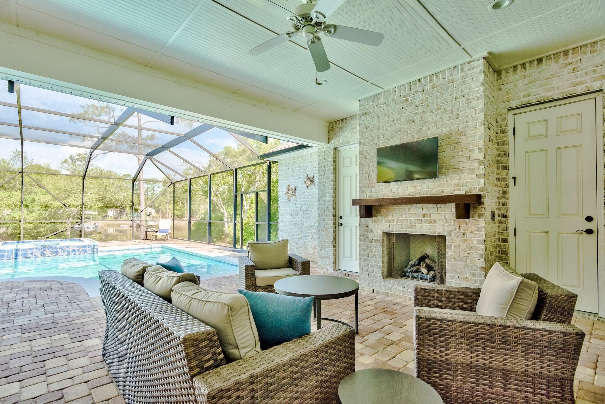 RIVER BEND - Residential