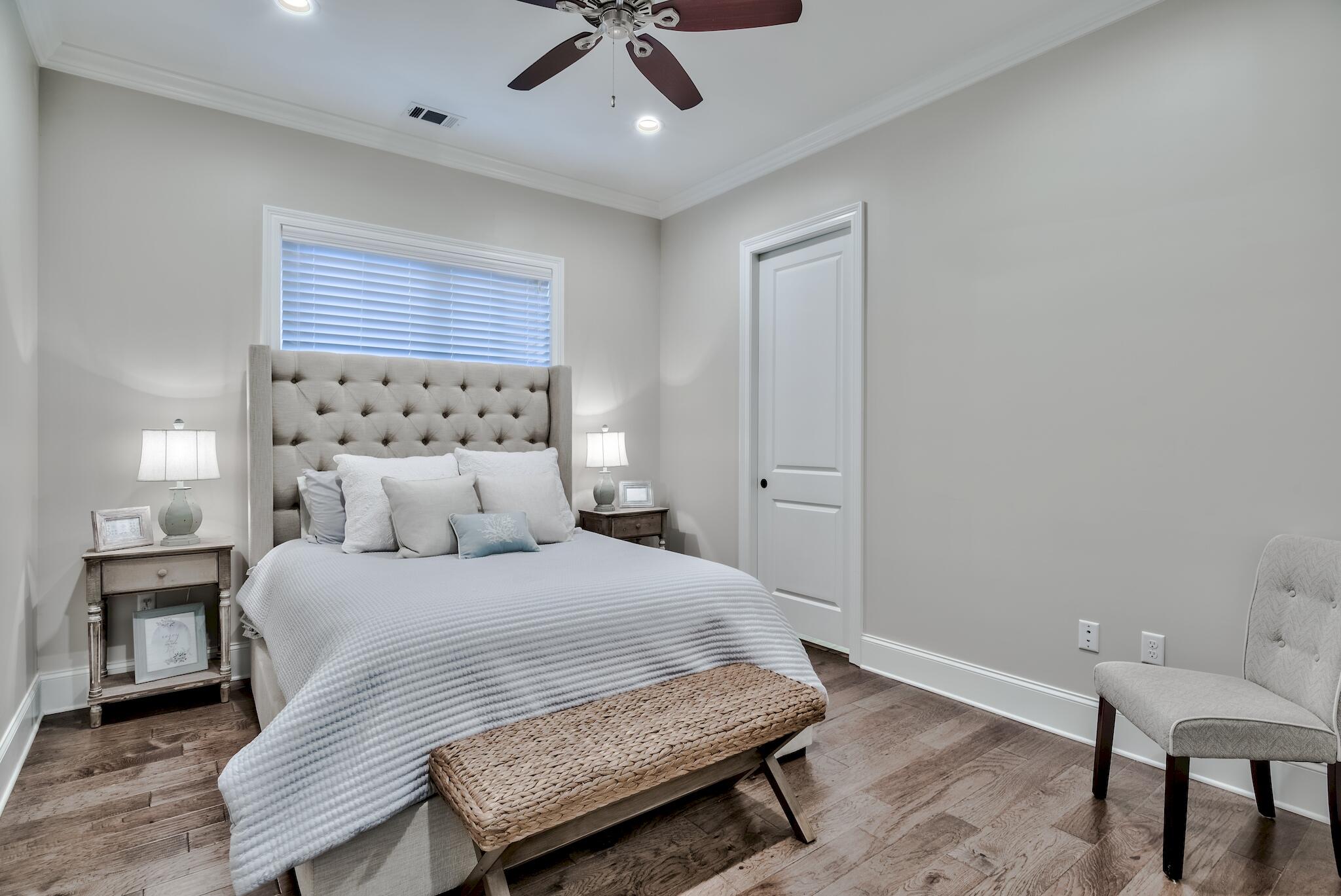 RIVER BEND - Residential