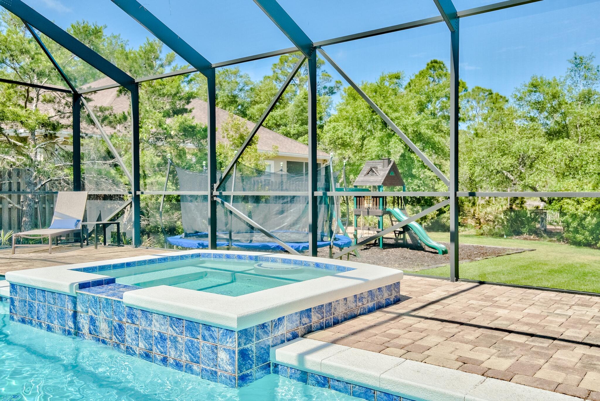 RIVER BEND - Residential