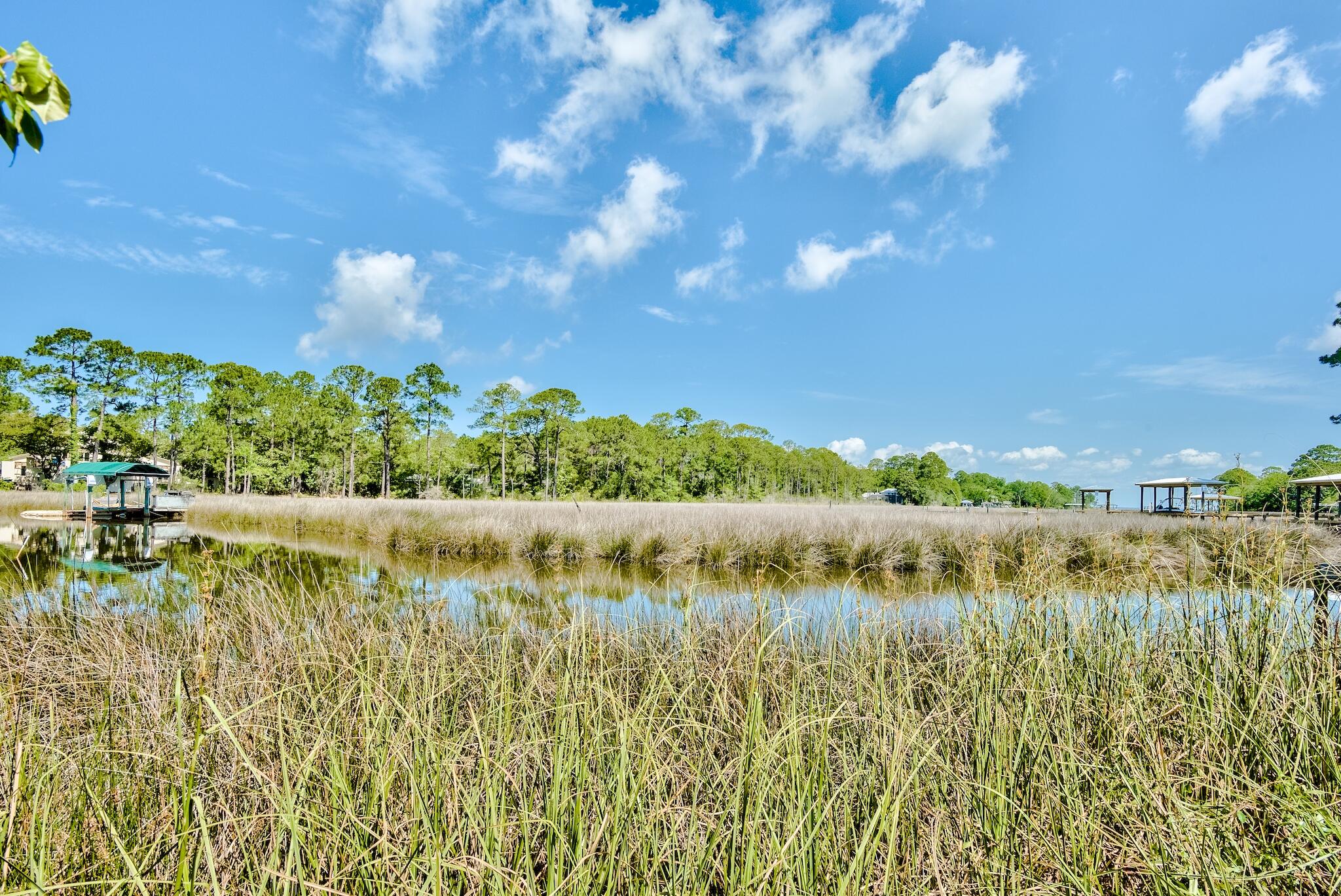 RIVER BEND - Residential
