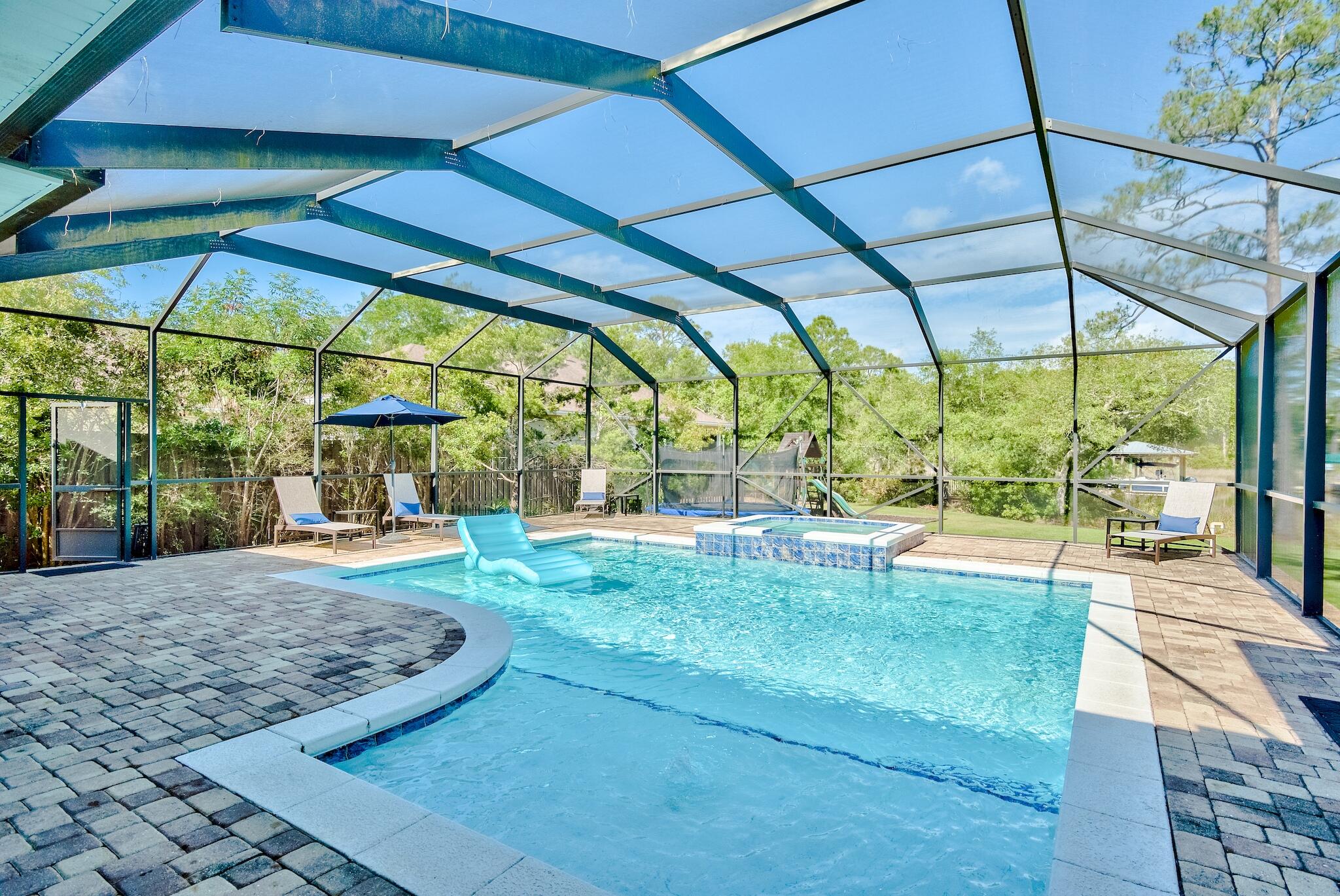RIVER BEND - Residential