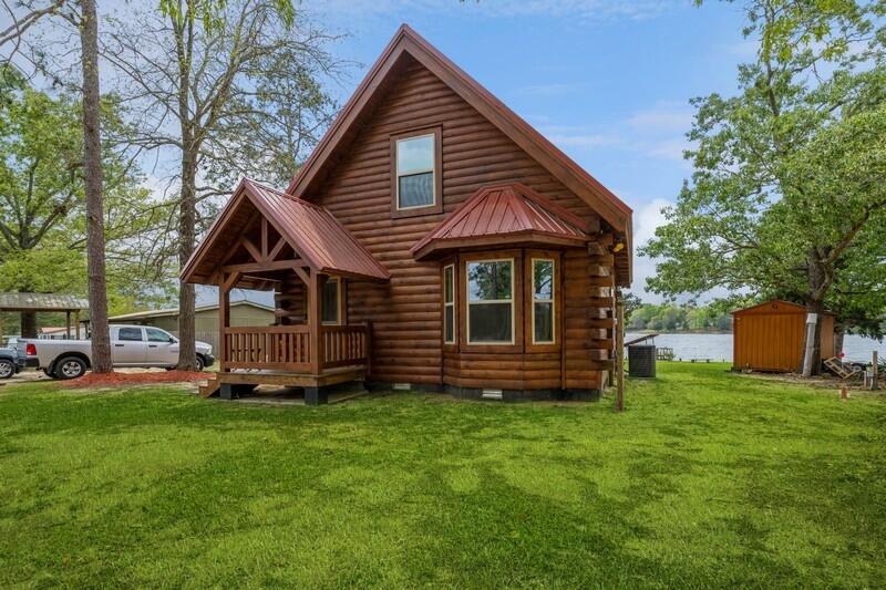 PARADISE ISLAND - Residential