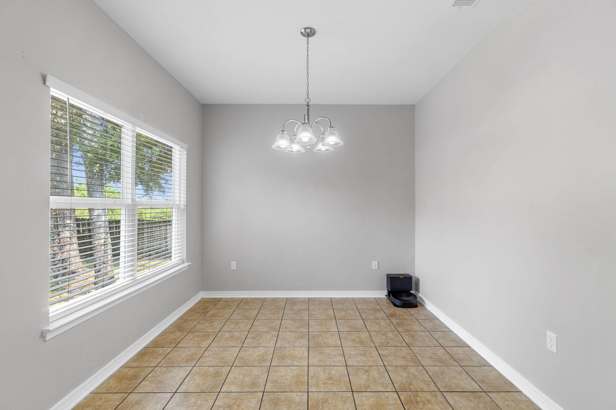 HERITAGE MANOR - Residential