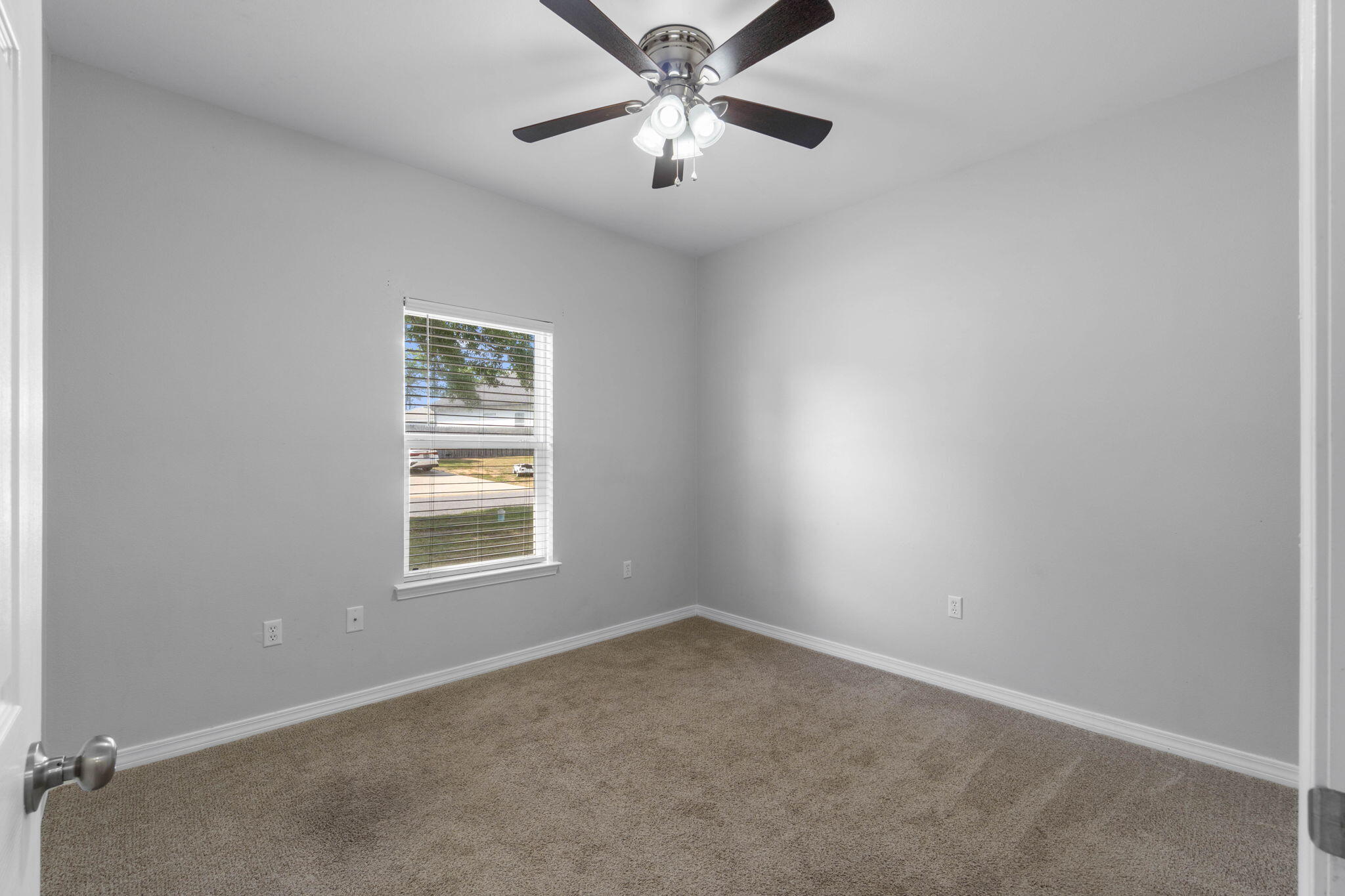 HERITAGE MANOR - Residential