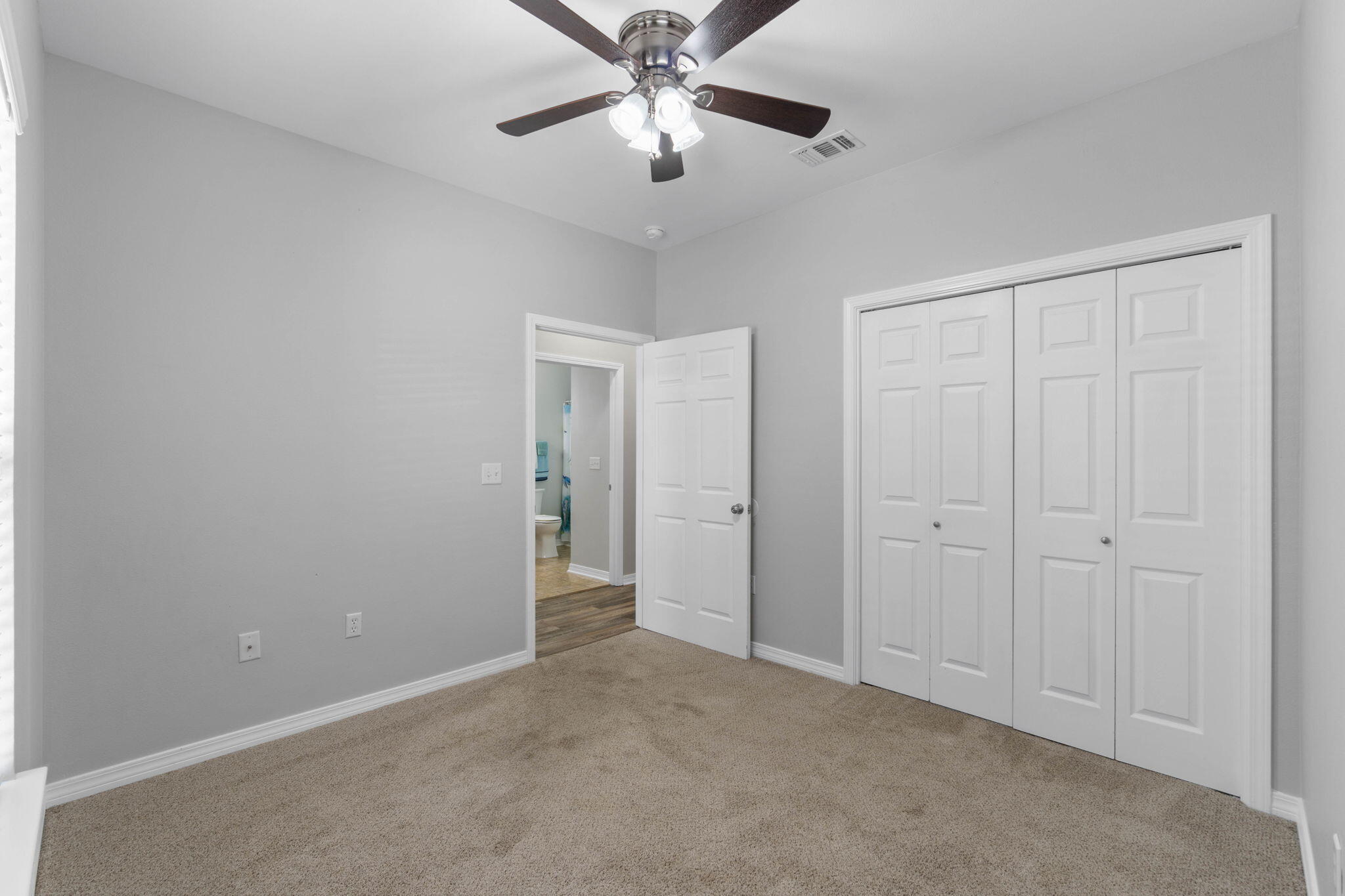HERITAGE MANOR - Residential