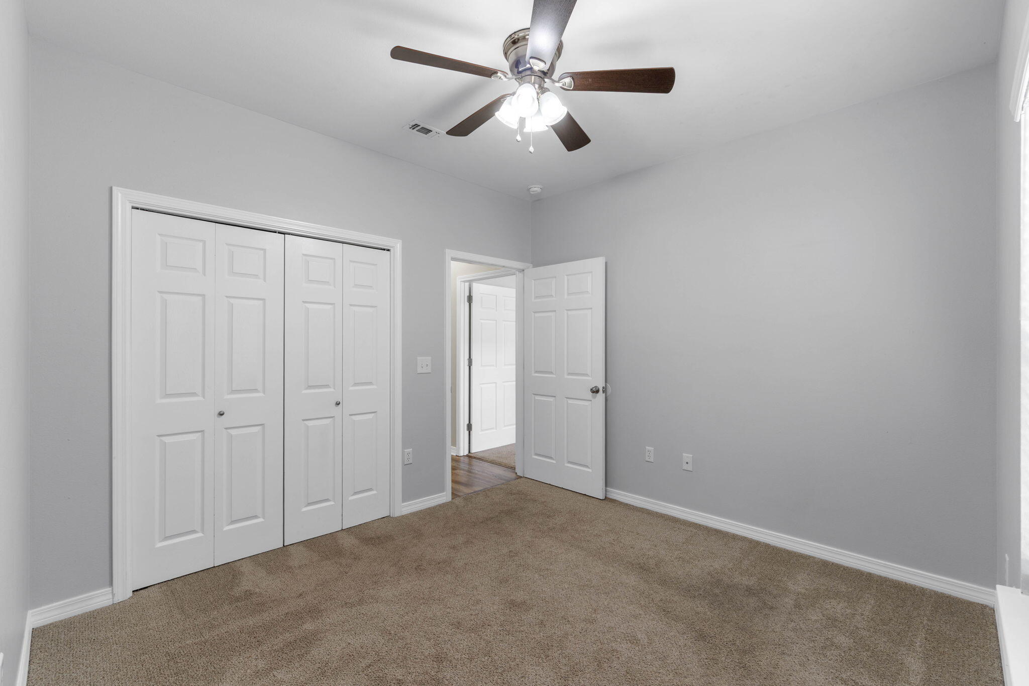 HERITAGE MANOR - Residential